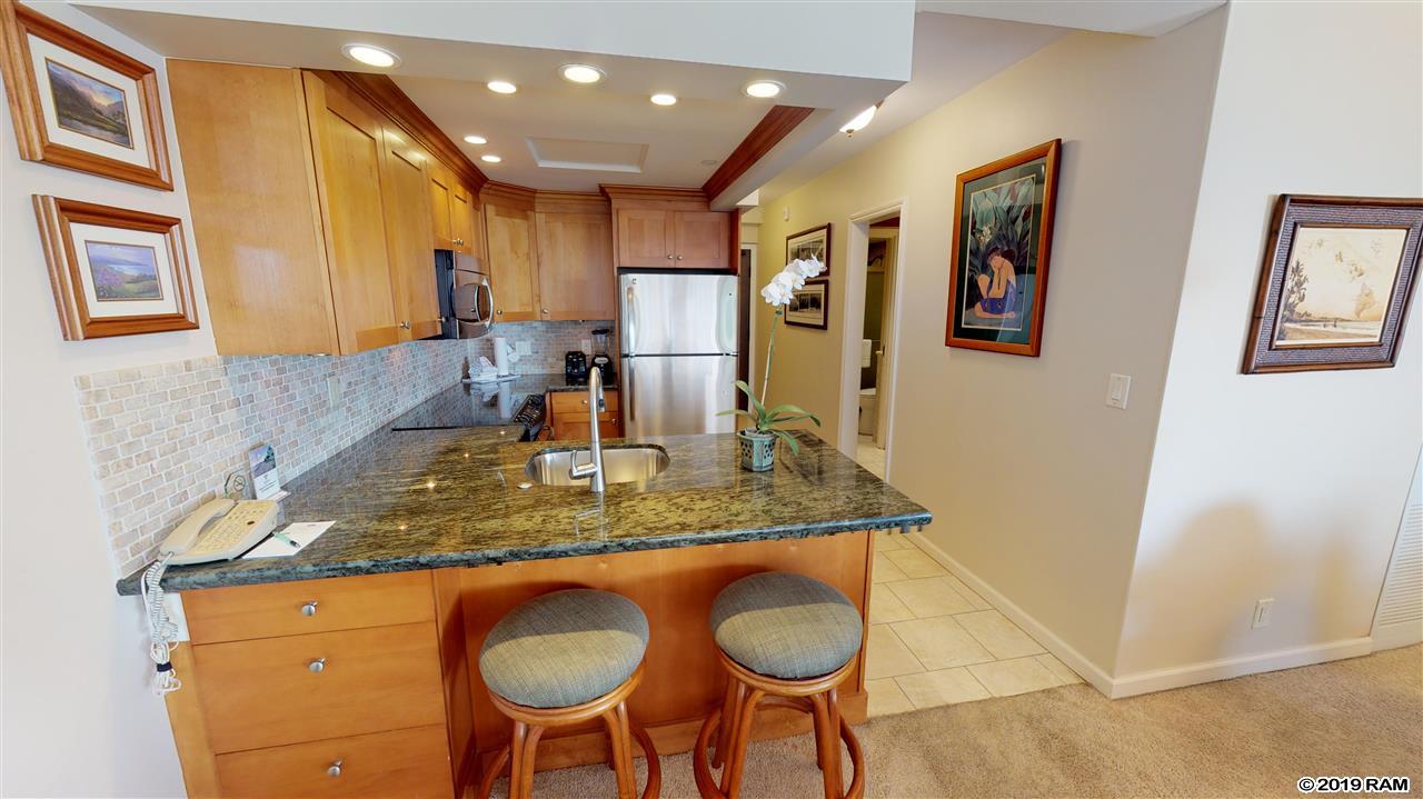 Whaler I condo # 513, Lahaina, Hawaii - photo 17 of 29