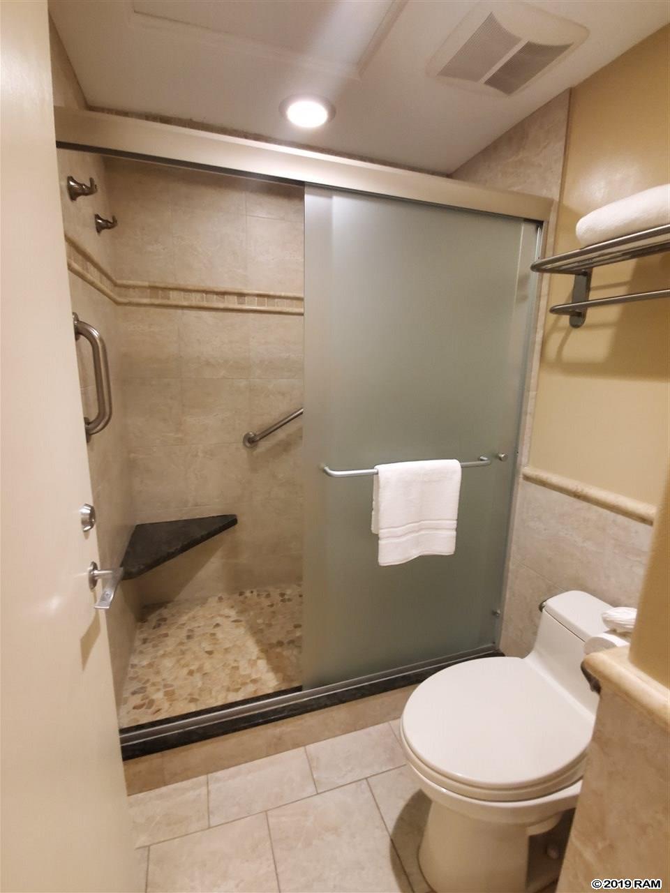 Whaler I condo # 513, Lahaina, Hawaii - photo 19 of 29