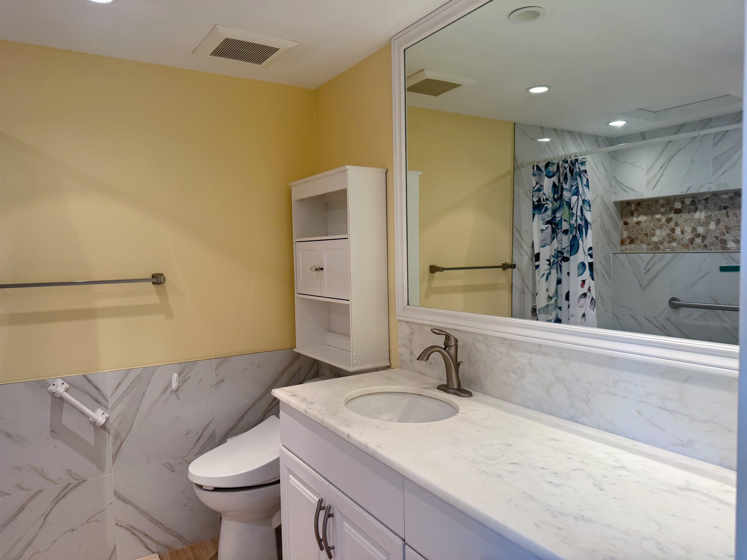 Whaler II condo # 670, Lahaina, Hawaii - photo 18 of 22