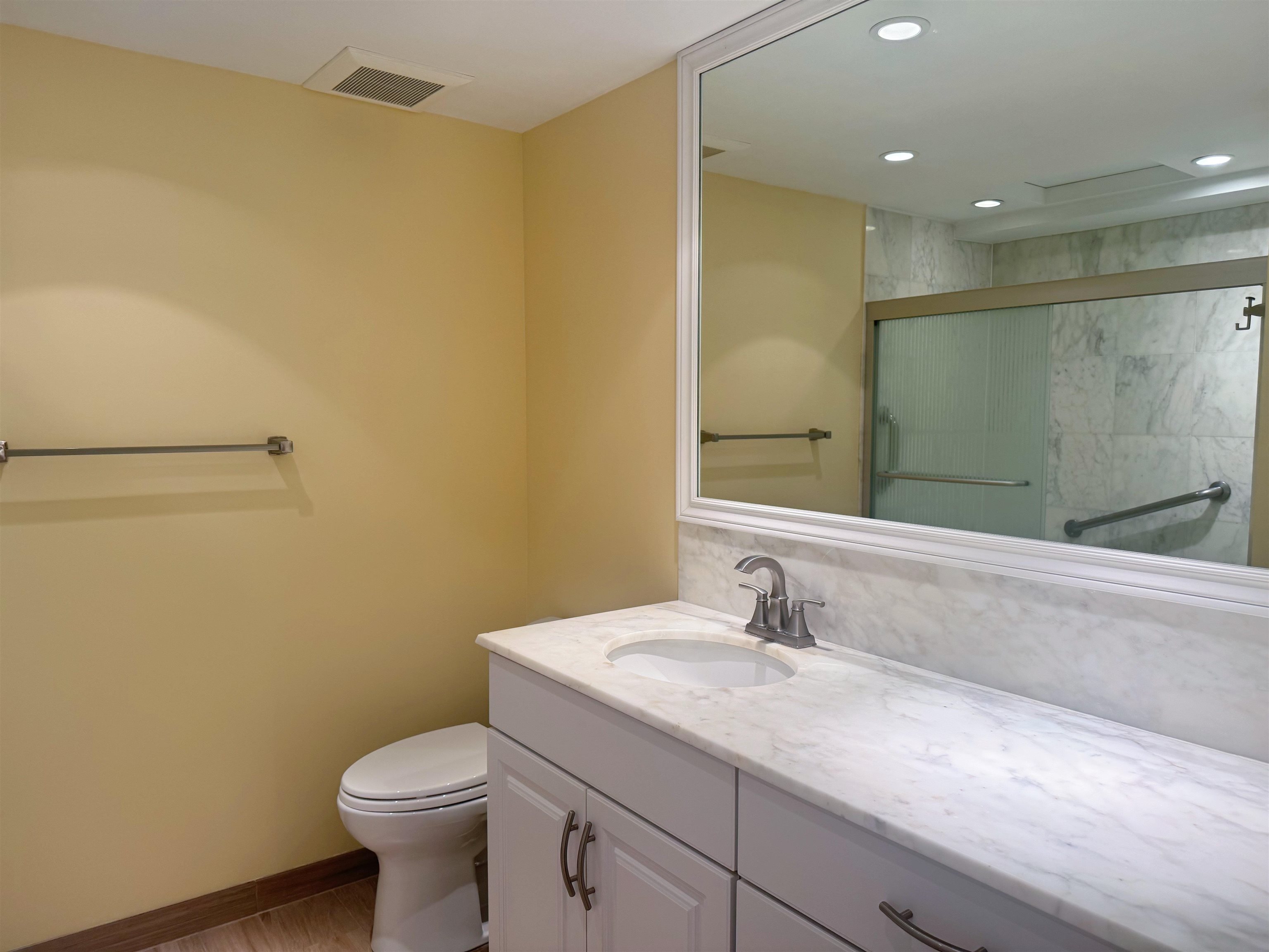 Whaler II condo # 670, Lahaina, Hawaii - photo 19 of 22