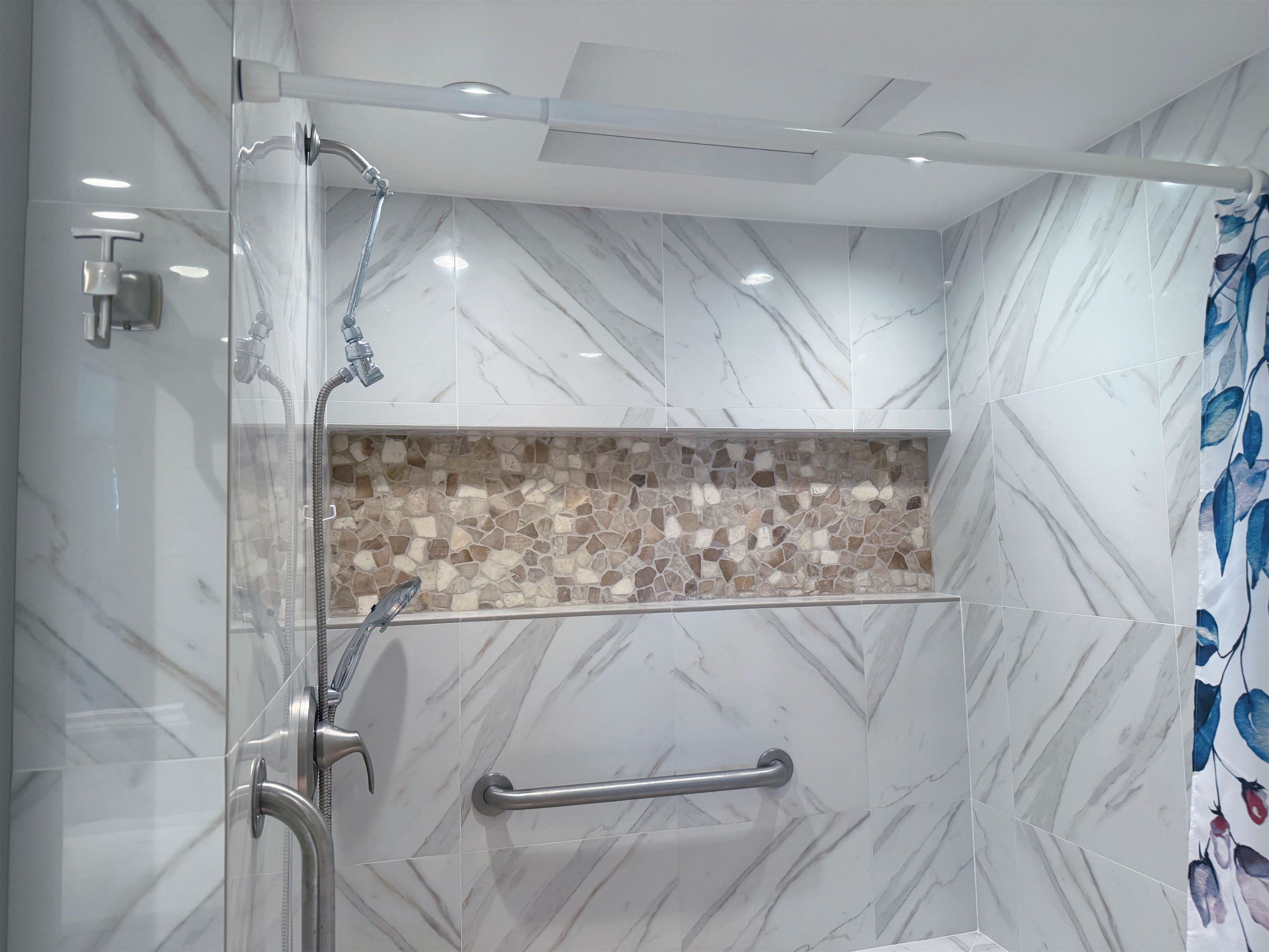 Whaler II condo # 670, Lahaina, Hawaii - photo 21 of 22