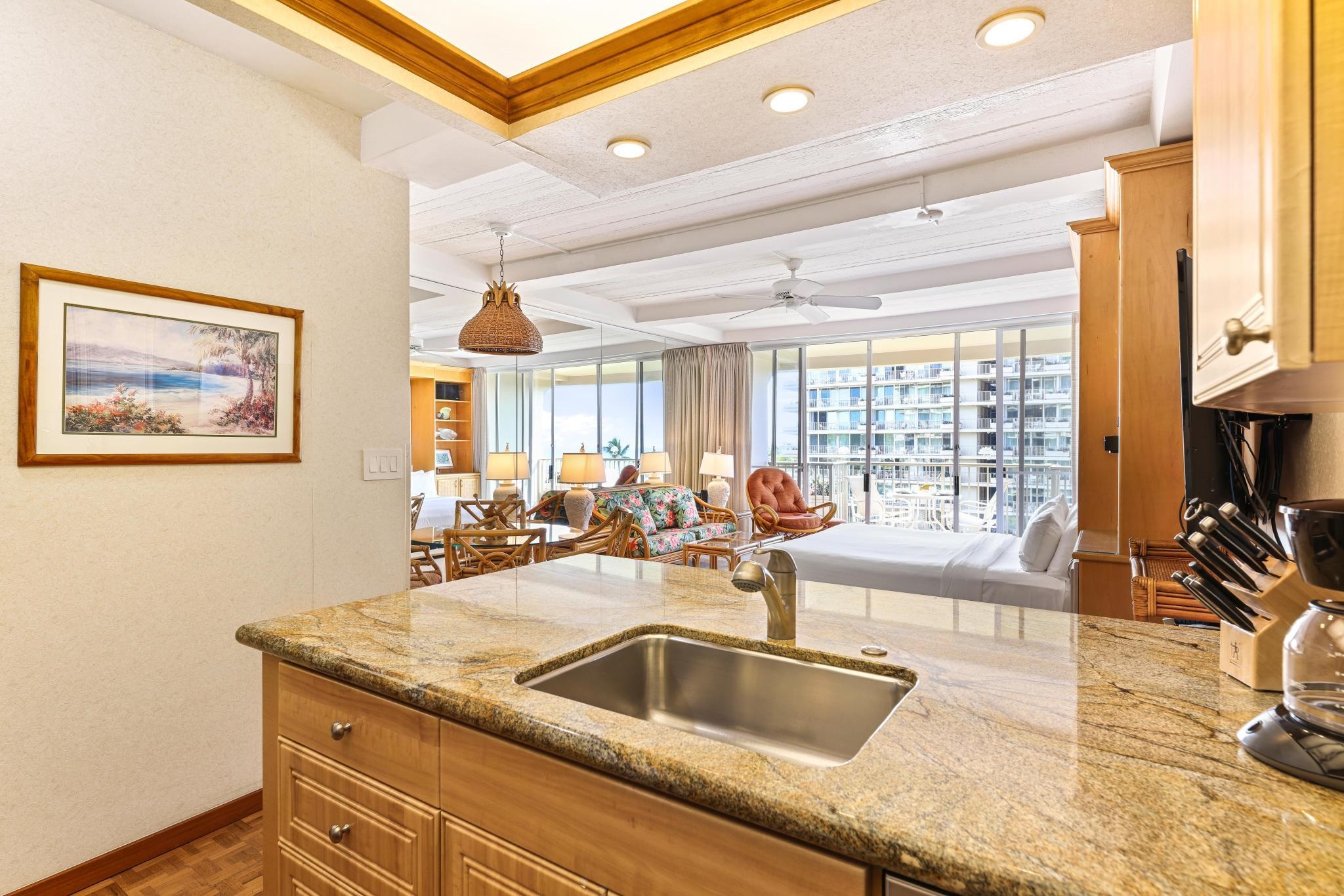 Whaler I condo # 713, Lahaina, Hawaii - photo 17 of 38