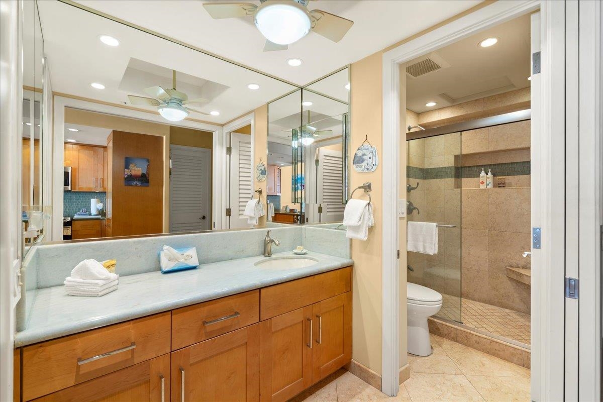 Whaler II condo # 762, Lahaina, Hawaii - photo 14 of 22