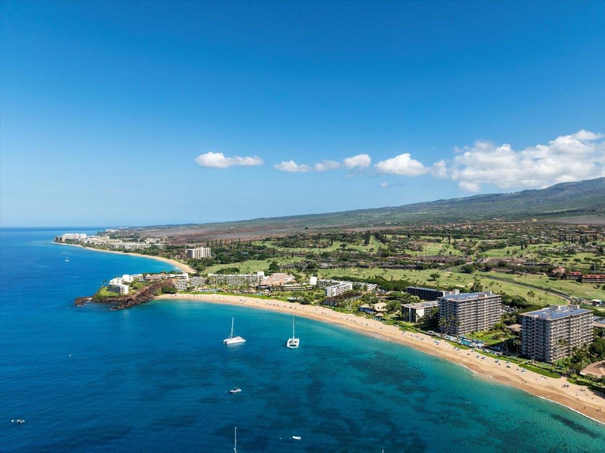 Whaler II condo # 762, Lahaina, Hawaii - photo 4 of 22