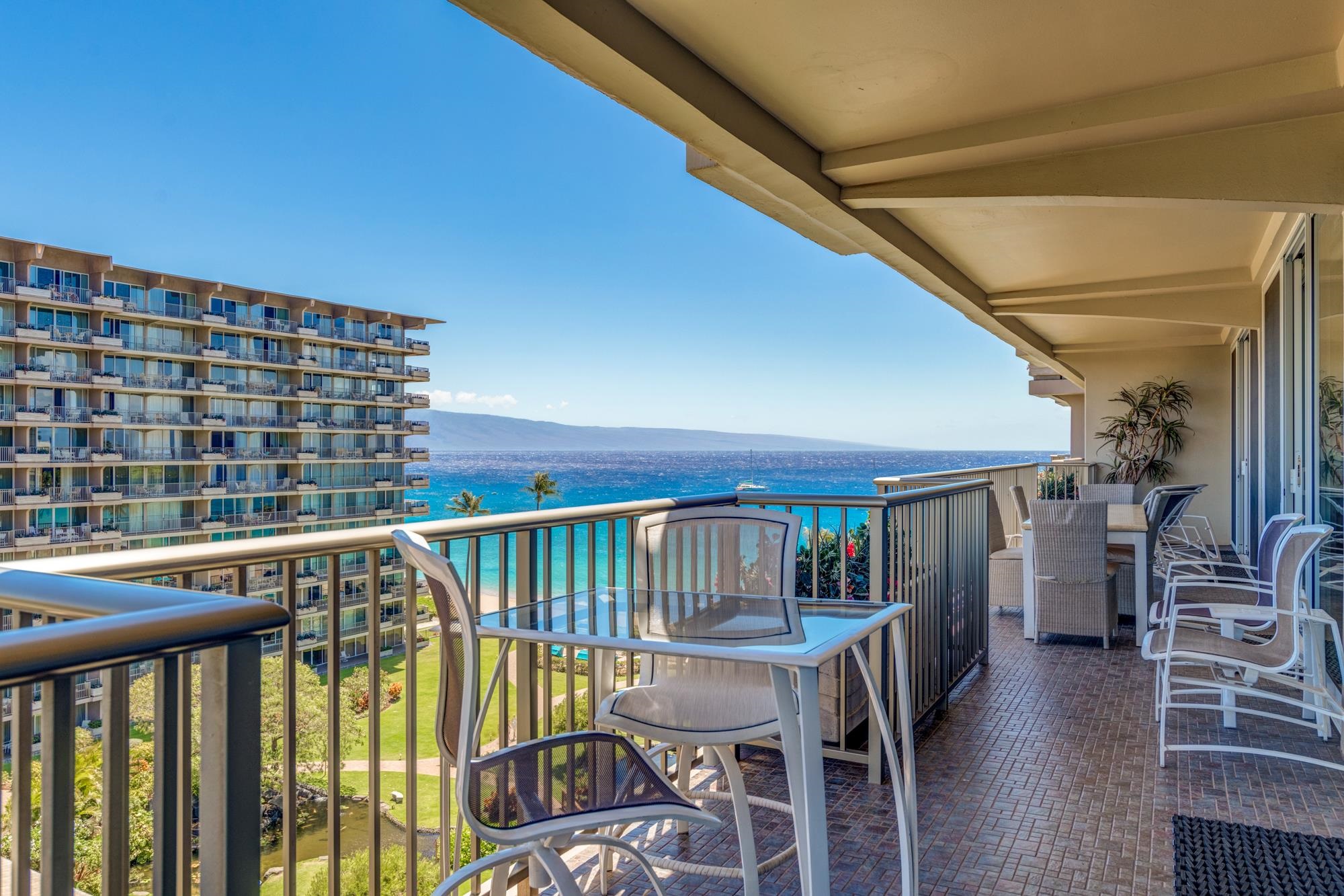 Whaler I condo # 821/823, Lahaina, Hawaii - photo 33 of 37