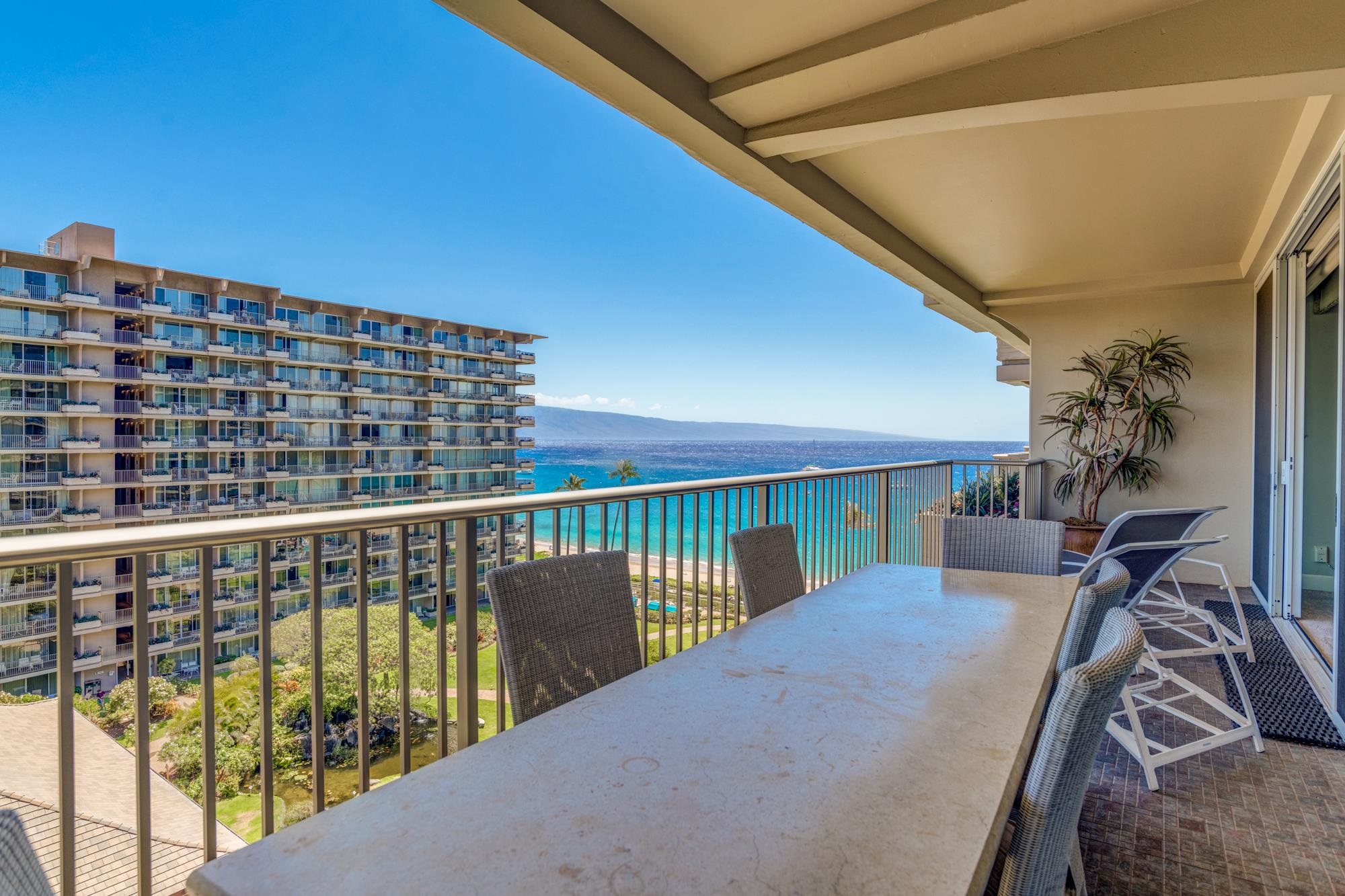 Whaler I condo # 821/823, Lahaina, Hawaii - photo 35 of 37