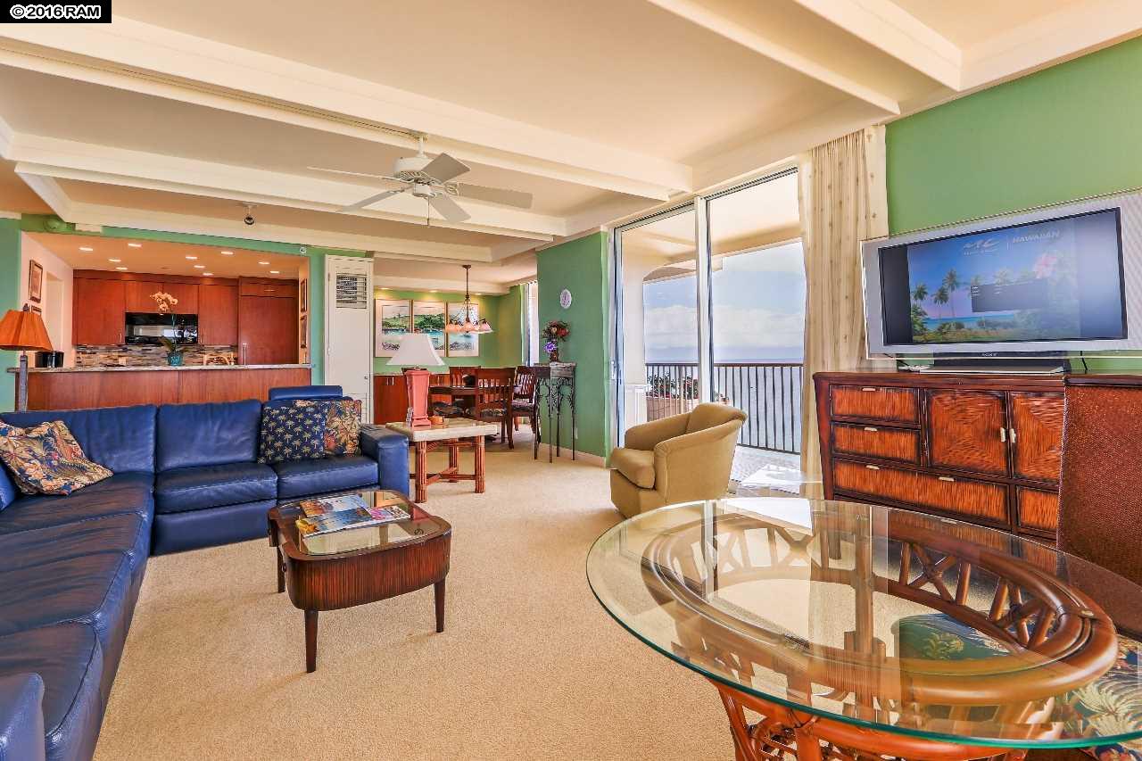 Whaler I condo # 902, Lahaina, Hawaii - photo 5 of 24