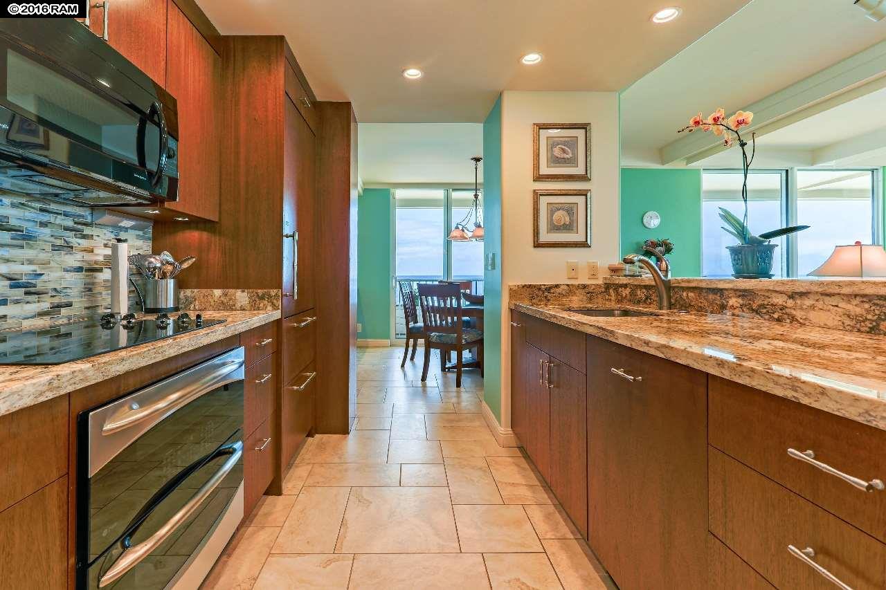 Whaler I condo # 902, Lahaina, Hawaii - photo 9 of 24