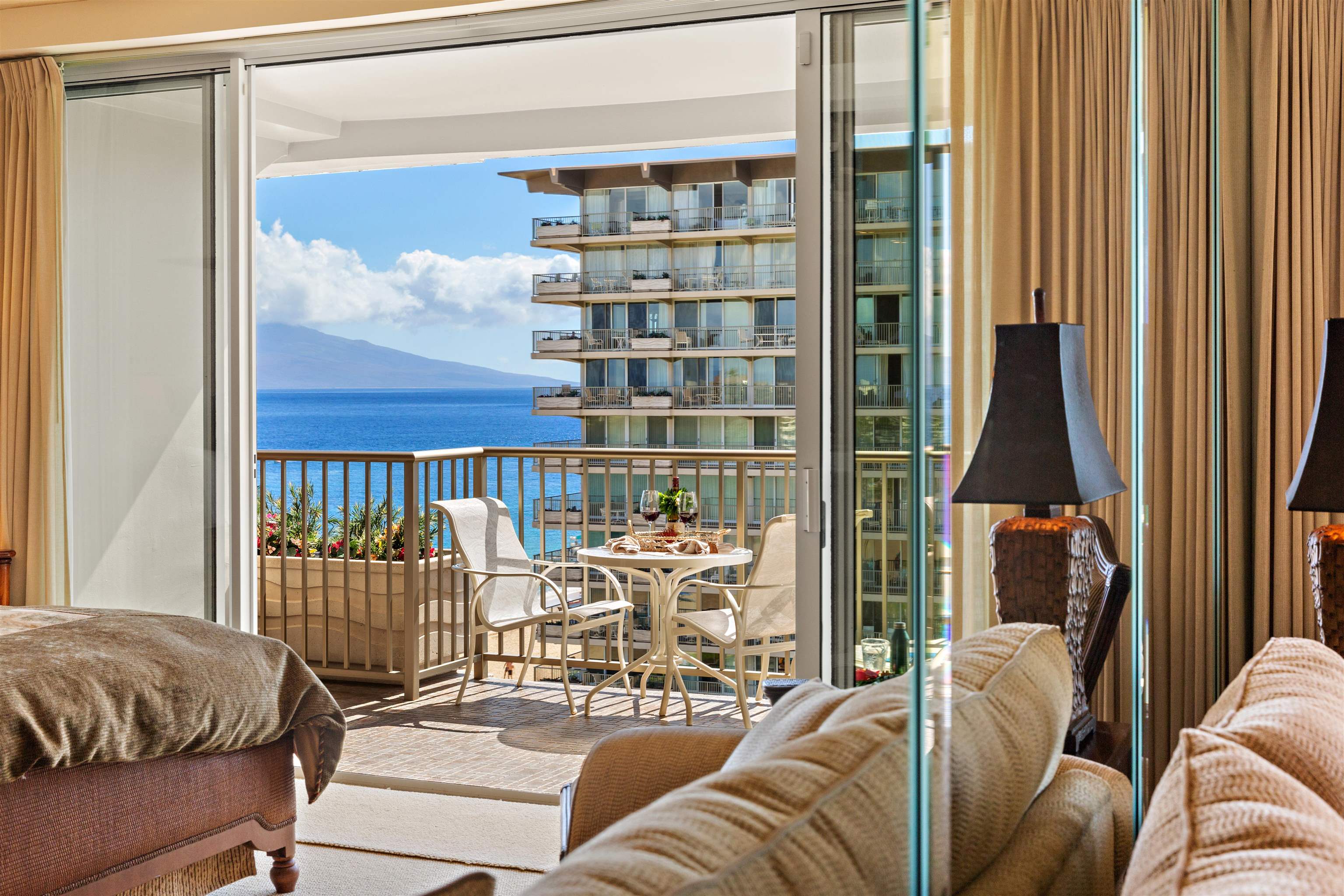 Whaler I condo # 913, Lahaina, Hawaii - photo 11 of 21