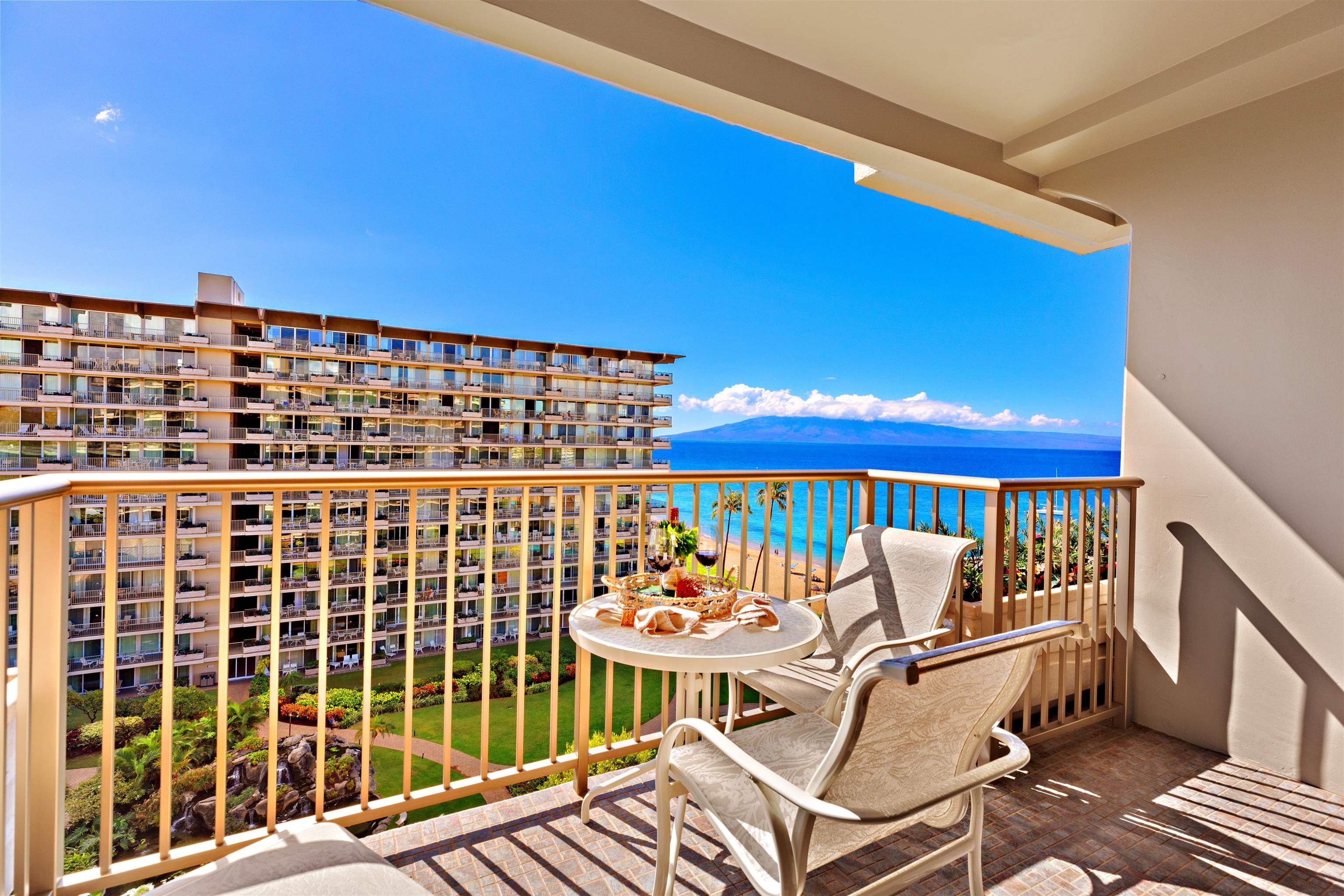 Whaler I condo # 913, Lahaina, Hawaii - photo 13 of 21