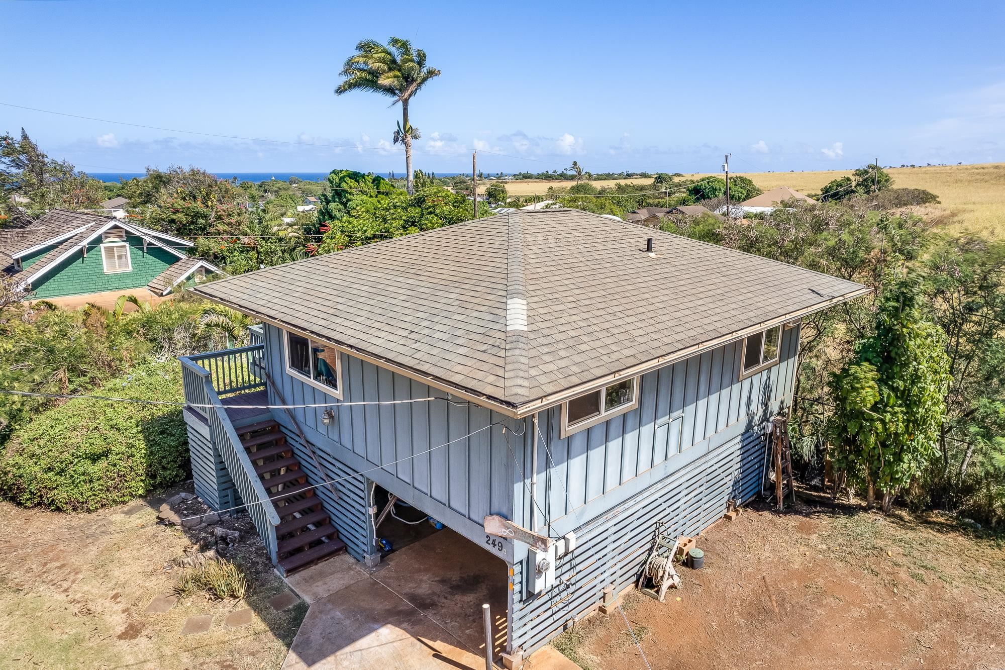 249  Baldwin Ave Paia Post Office, Spreckelsville/Paia/Kuau home - photo 3 of 20