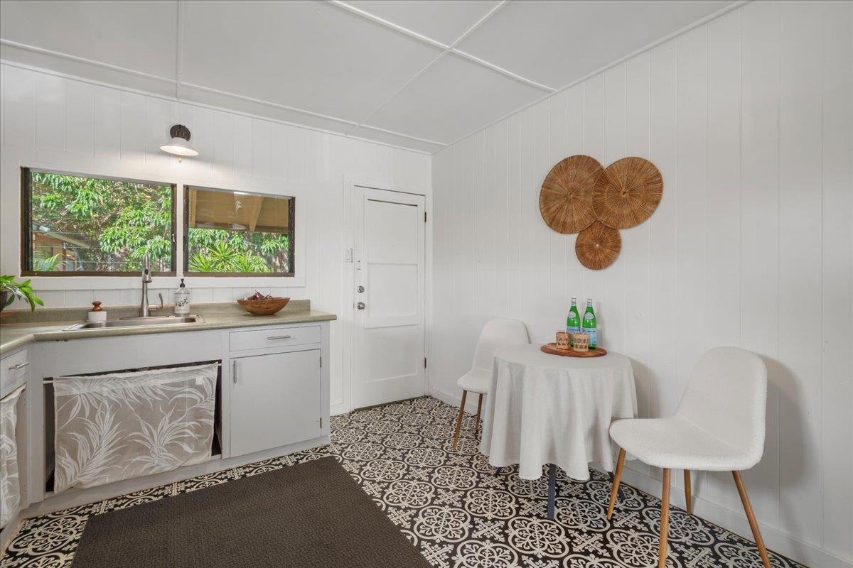 249  Kanoa St , Wailuku home - photo 13 of 24