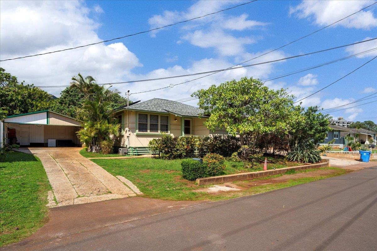 249  Kanoa St , Wailuku home - photo 5 of 24