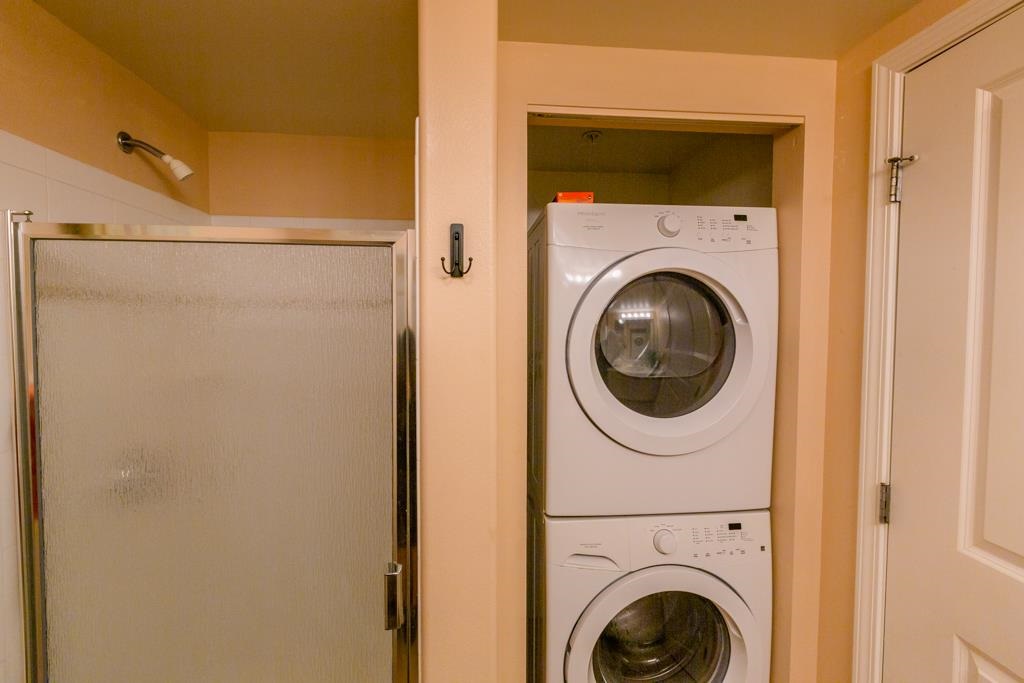 Villas at Kahana Ridge condo # 121, Lahaina, Hawaii - photo 20 of 26