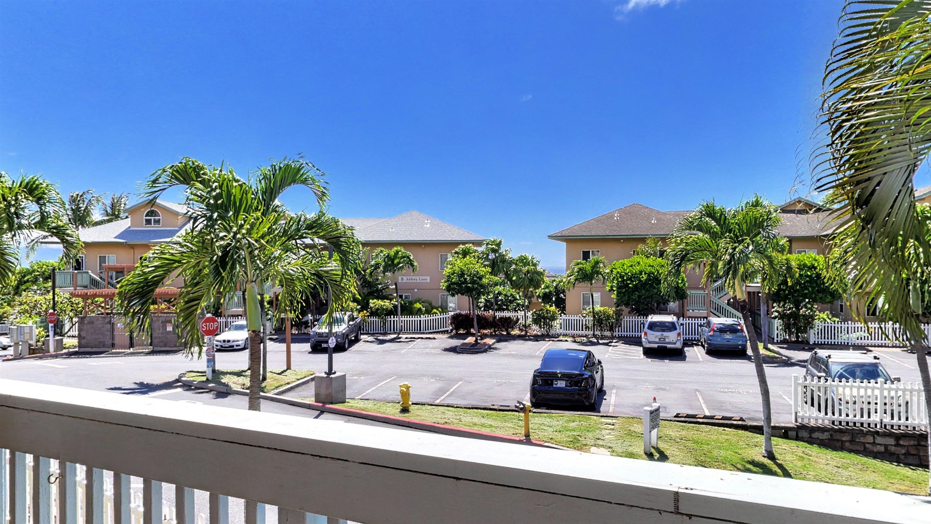 Villas at Kahana Ridge condo # 124, Lahaina, Hawaii - photo 6 of 30