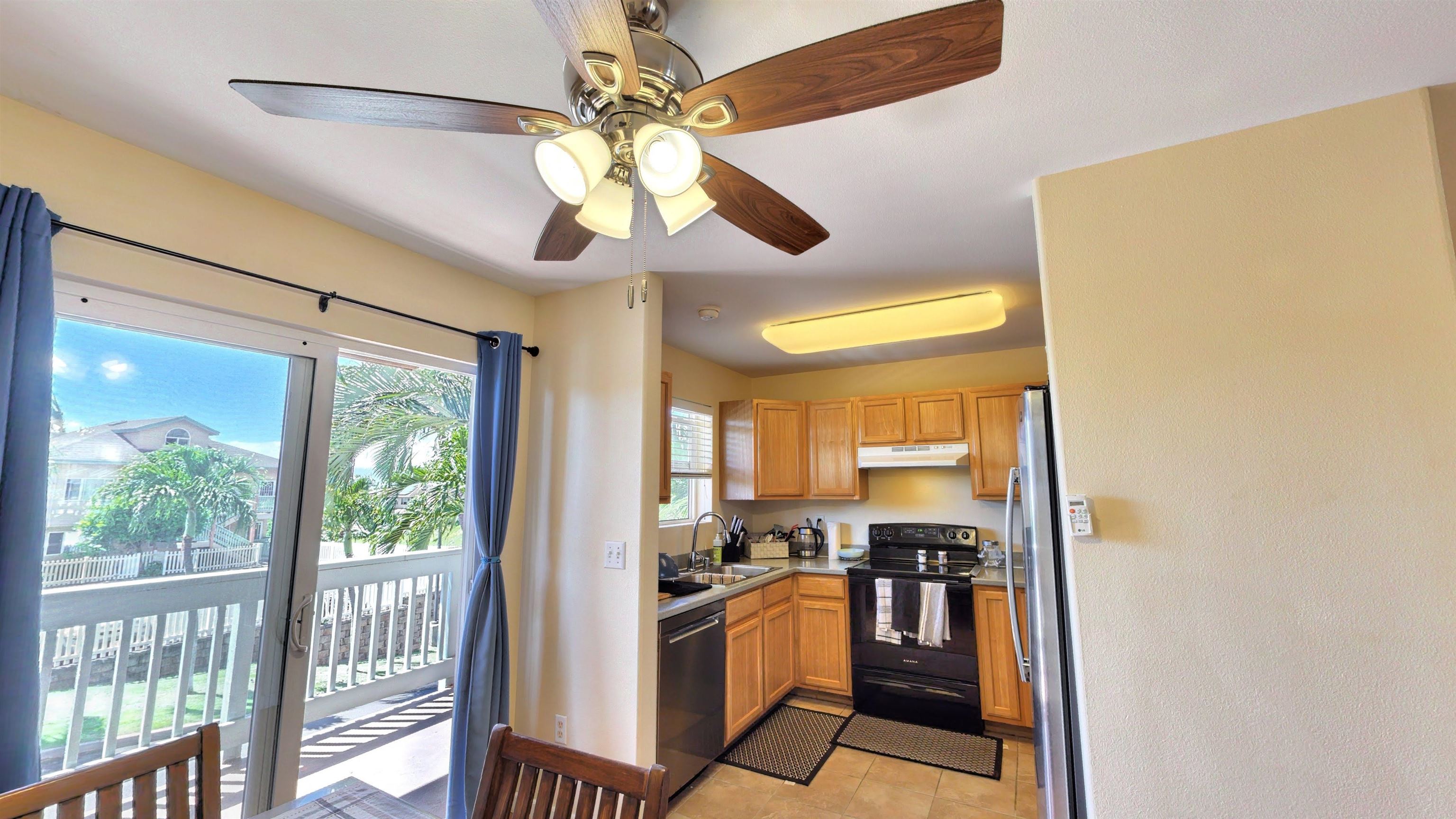 Villas at Kahana Ridge condo # 124, Lahaina, Hawaii - photo 10 of 30