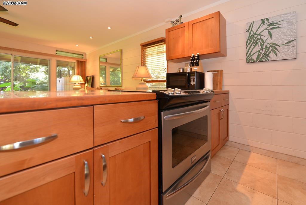 Puamana condo # 25-4, Lahaina, Hawaii - photo 9 of 27