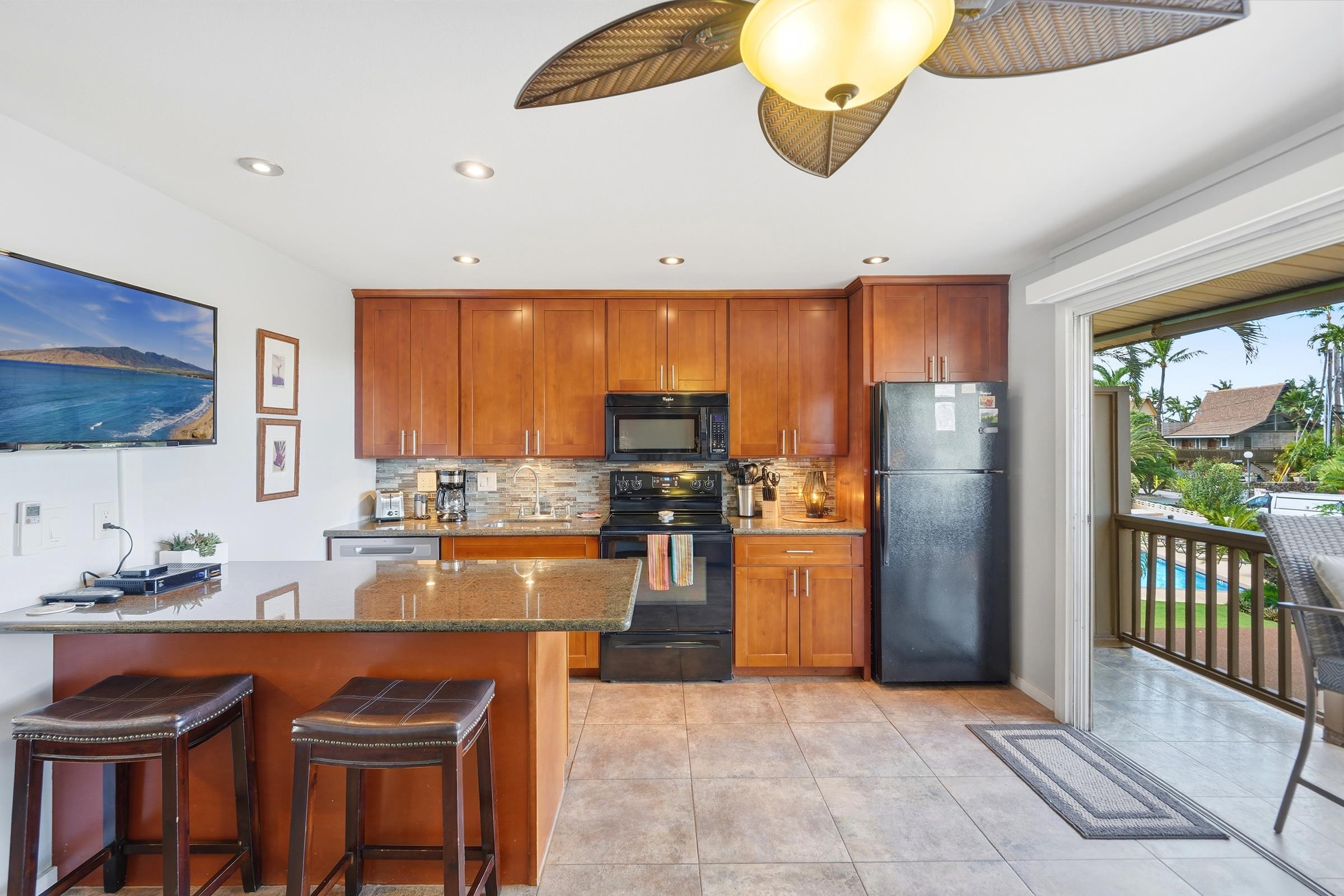 Wailana Sands condo # 6, Kihei, Hawaii - photo 17 of 39