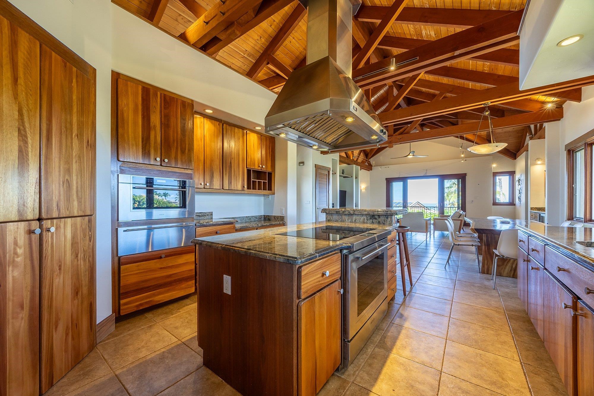 250  Akia Pl Kaanapali Golf Estates, Kaanapali home - photo 4 of 50