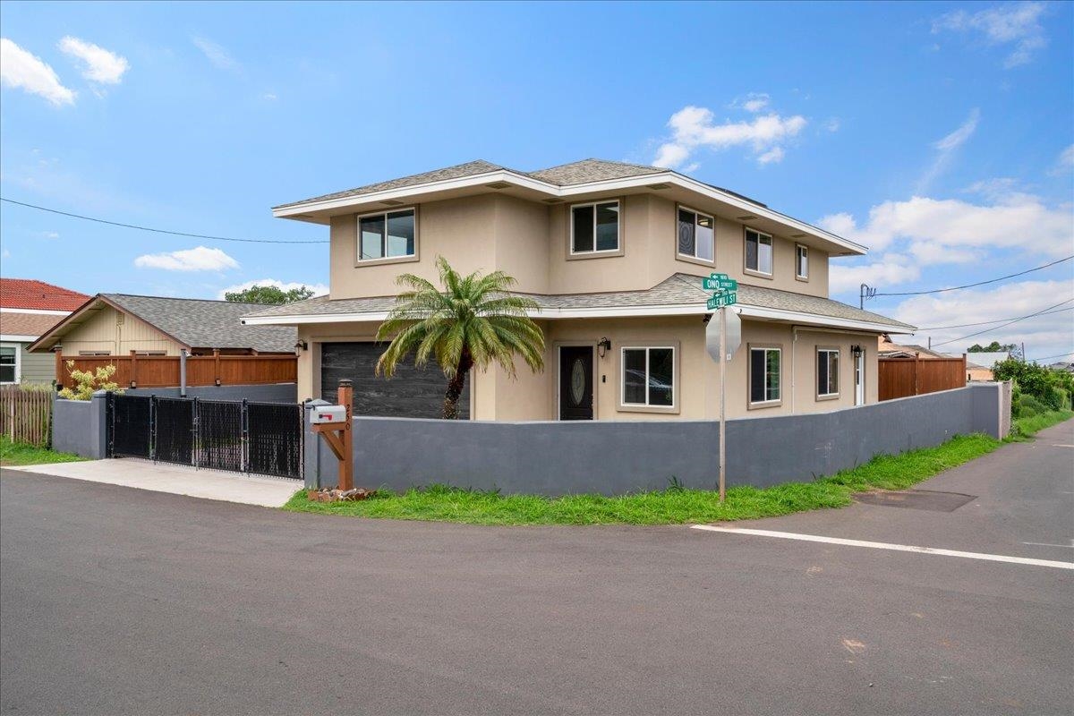 250  Halewili Dr , Wailuku home - photo 2 of 49