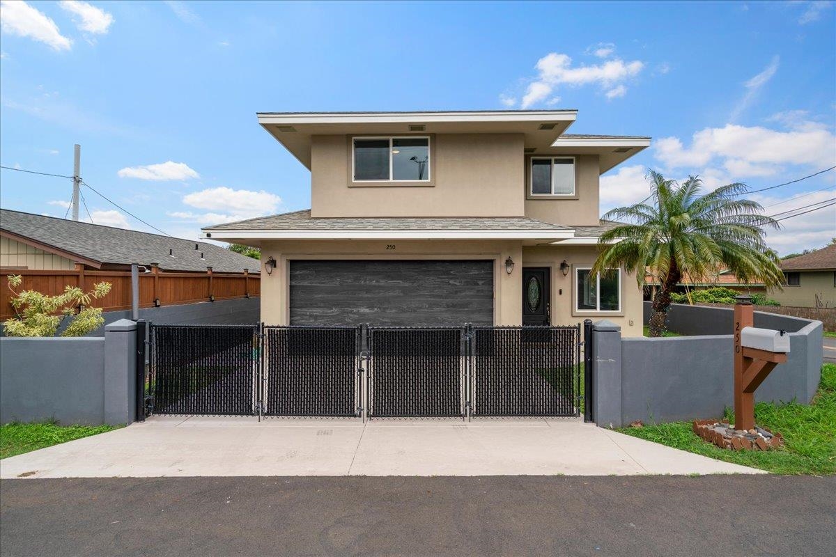 250  Halewili Dr , Wailuku home - photo 6 of 46