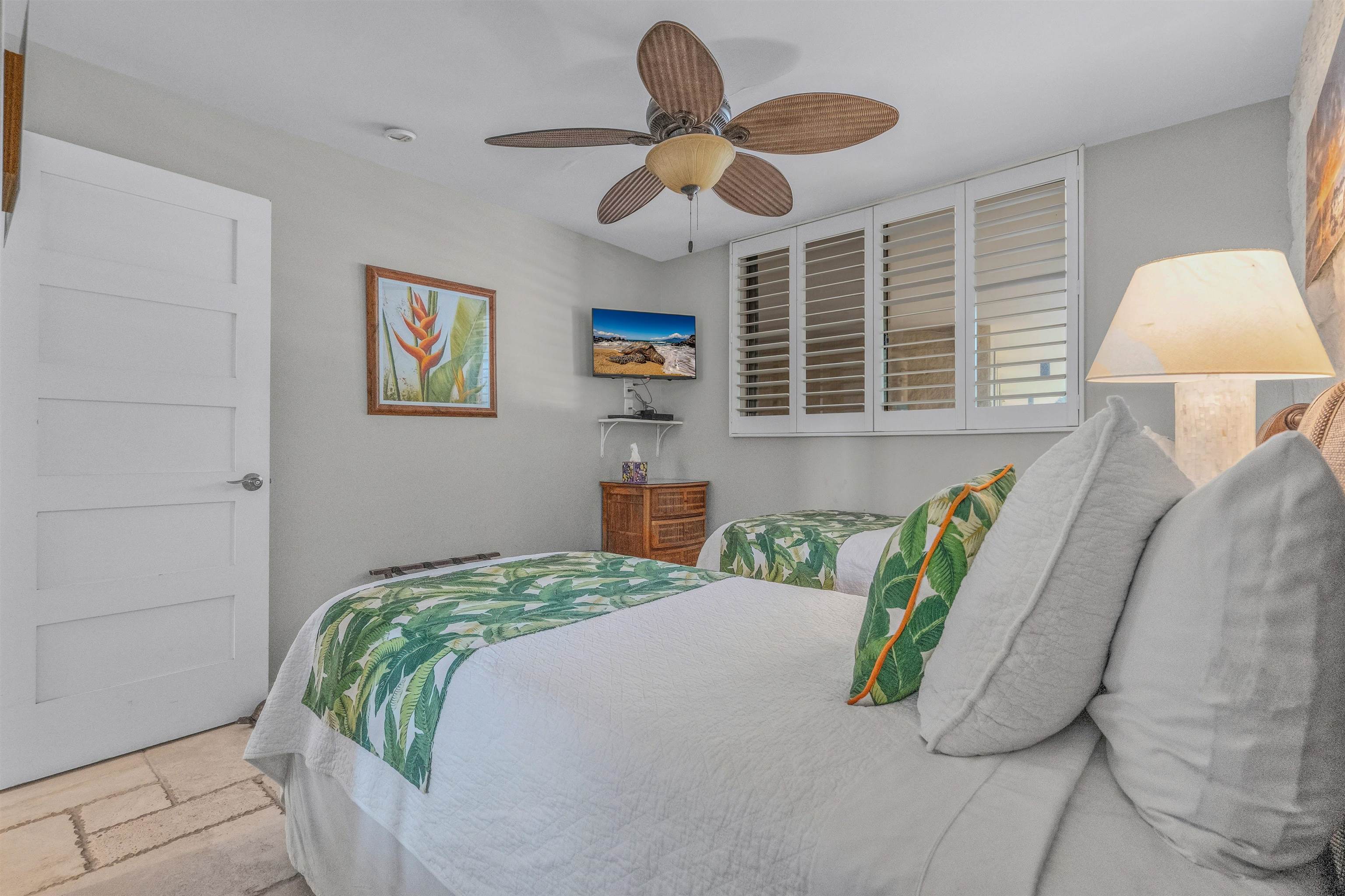 Kanai A Nalu condo # 118, Wailuku, Hawaii - photo 28 of 38