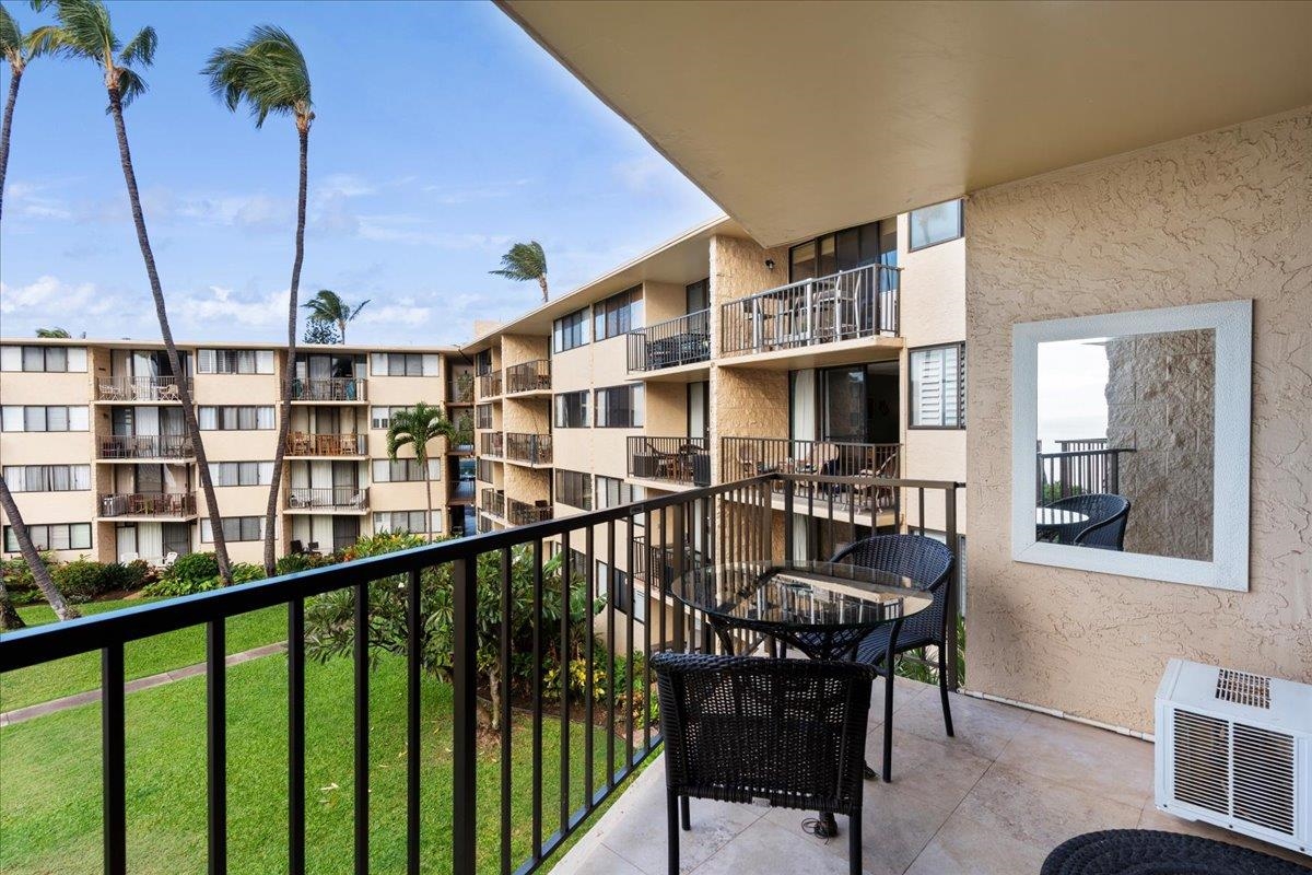 Kanai A Nalu condo # 313, Wailuku, Hawaii - photo 23 of 36