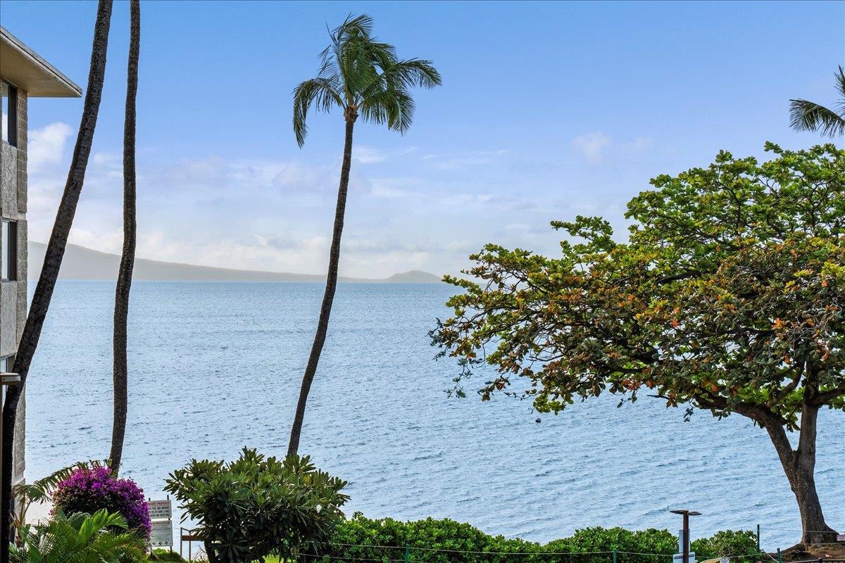 Kanai A Nalu condo # 313, Wailuku, Hawaii - photo 34 of 36