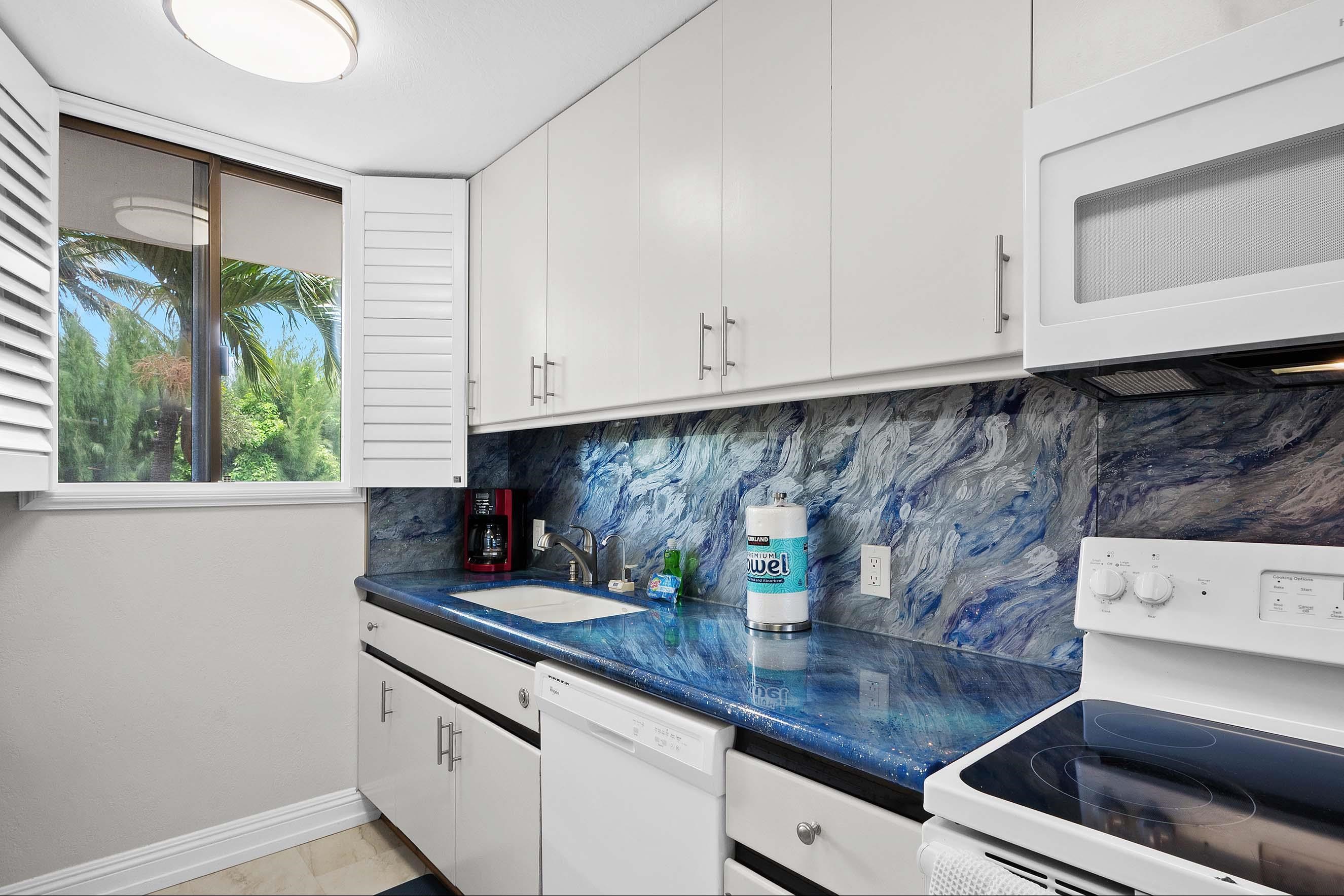Kanai A Nalu condo # 314, Wailuku, Hawaii - photo 13 of 32