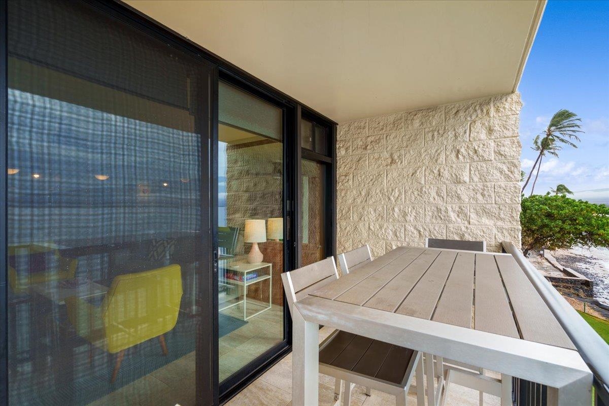 Kanai A Nalu condo # 317, Wailuku, Hawaii - photo 23 of 42