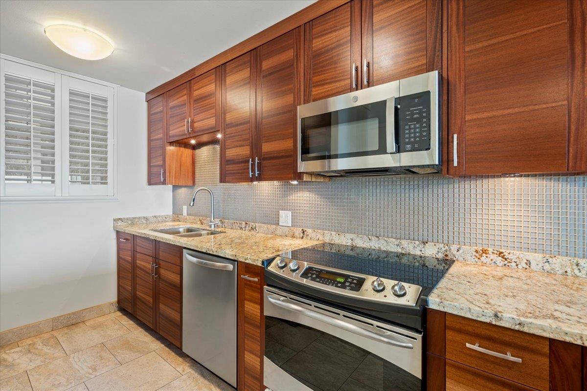 Kanai A Nalu condo # 317, Wailuku, Hawaii - photo 5 of 42