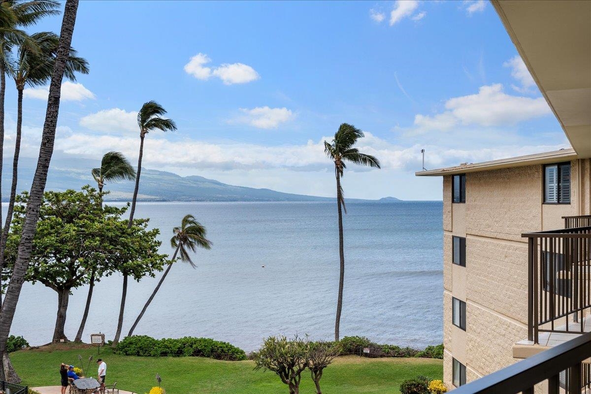 Kanai A Nalu condo # 407, Wailuku, Hawaii - photo 38 of 39