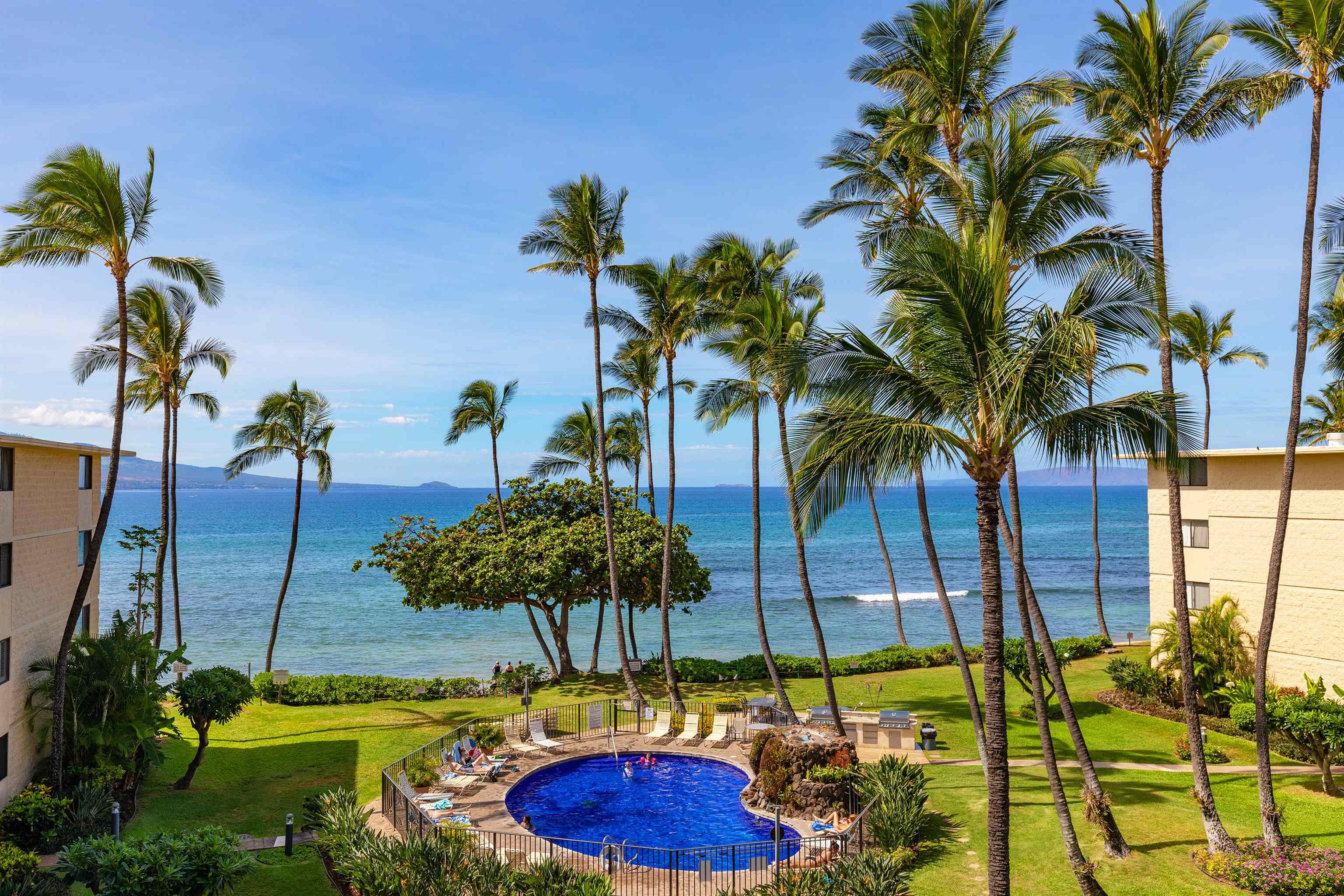 Kanai A Nalu condo # 412, Wailuku, Hawaii - photo 2 of 27