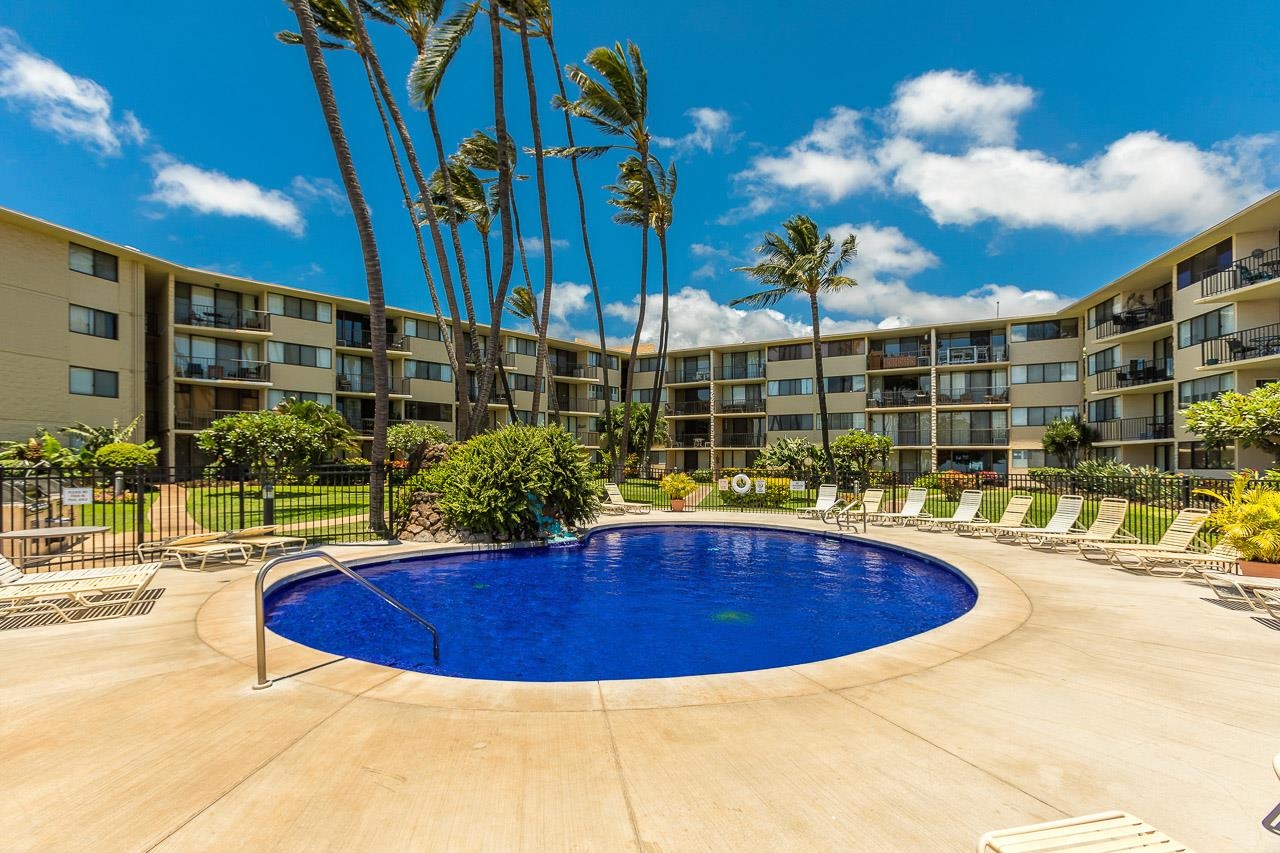 Kanai A Nalu condo # 414, Wailuku, Hawaii - photo 19 of 28
