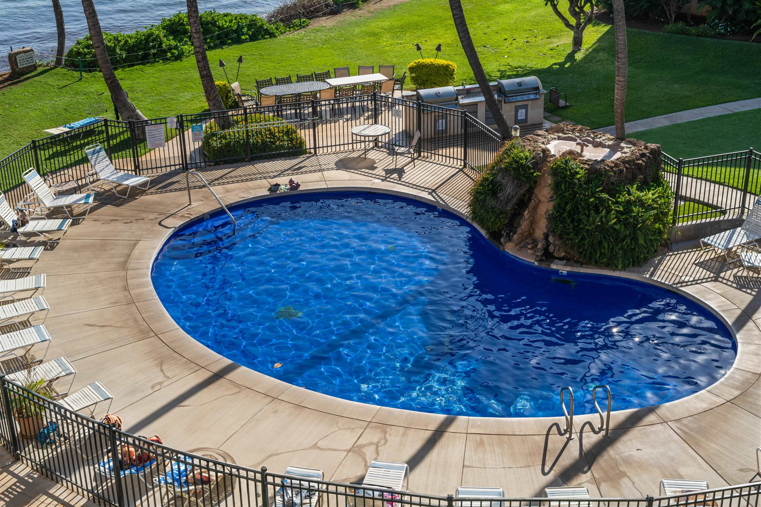 Kanai A Nalu condo # 415, Wailuku, Hawaii - photo 36 of 45