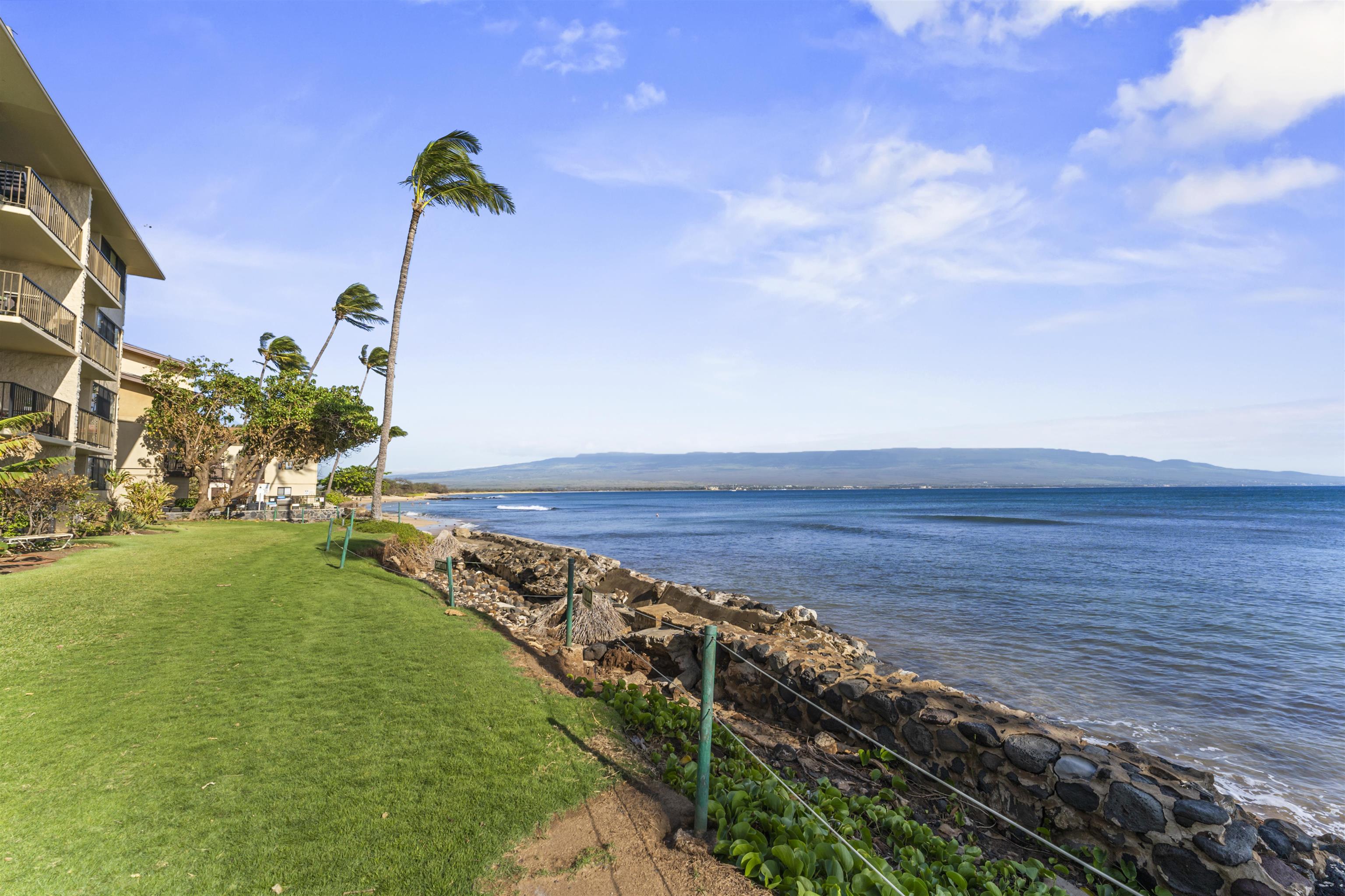 Kanai A Nalu condo # 415, Wailuku, Hawaii - photo 41 of 45