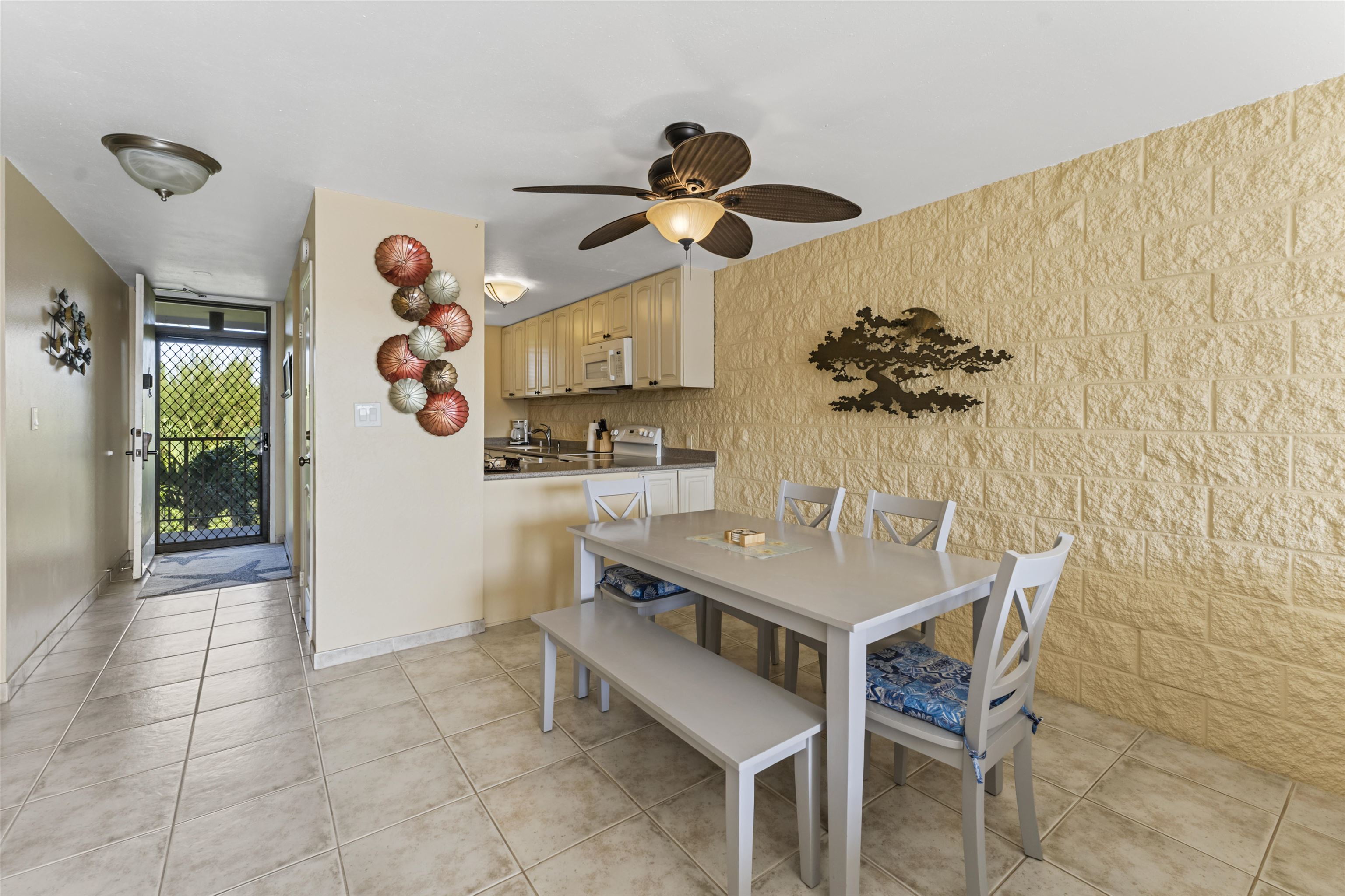 Kanai A Nalu condo # 415, Wailuku, Hawaii - photo 7 of 45