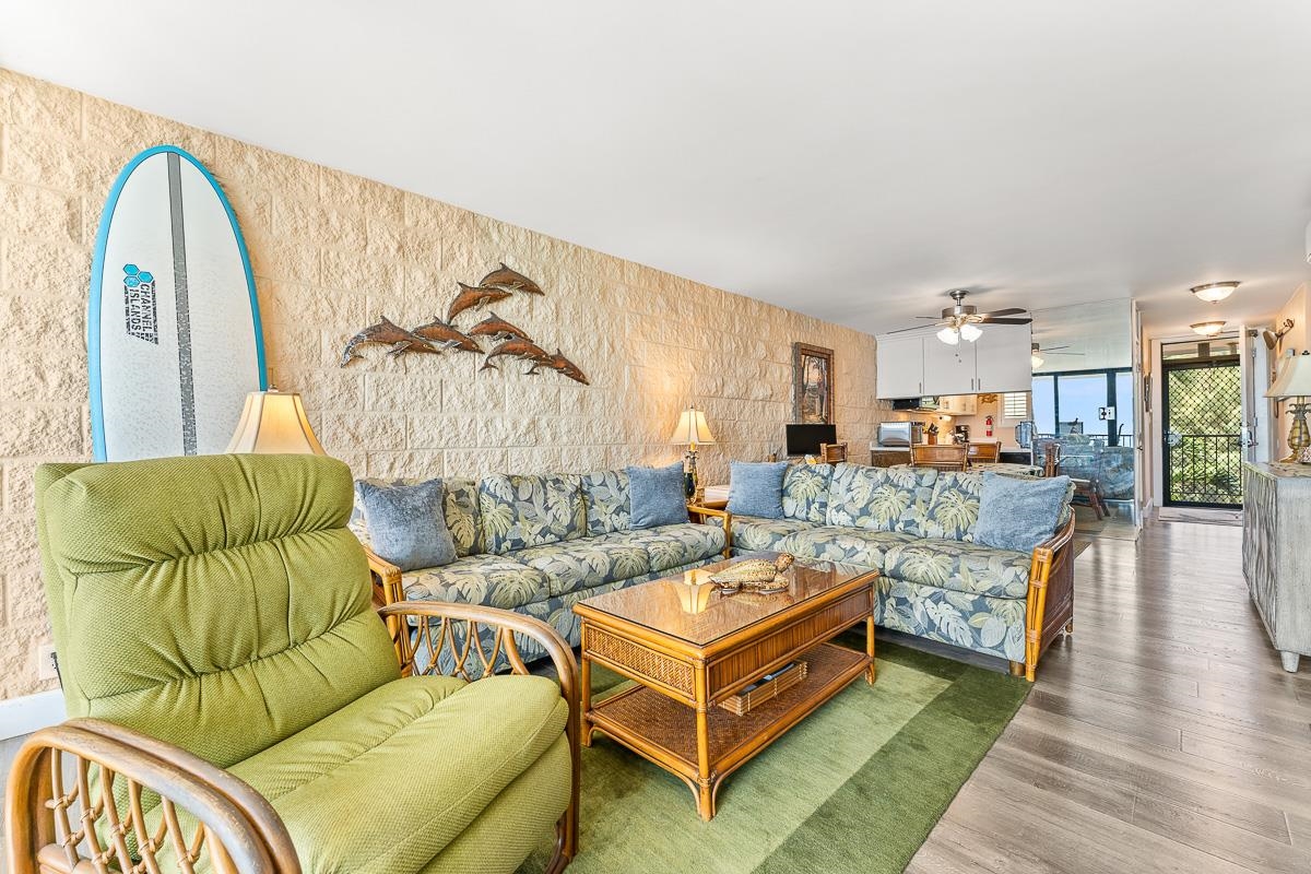 Kanai A Nalu condo # 420, Wailuku, Hawaii - photo 3 of 30