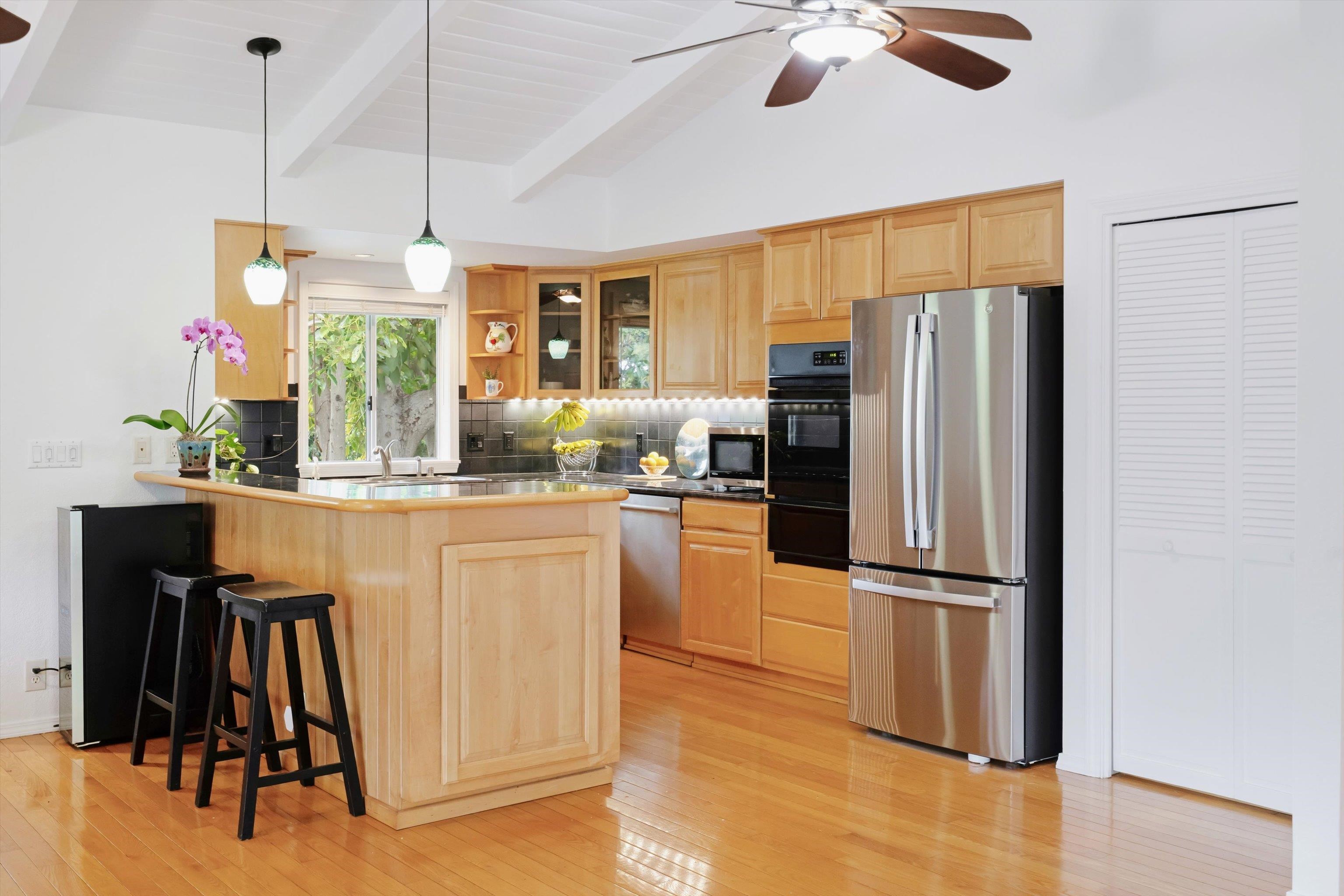 250  Ulana St , Makawao/Olinda/Haliimaile home - photo 16 of 49