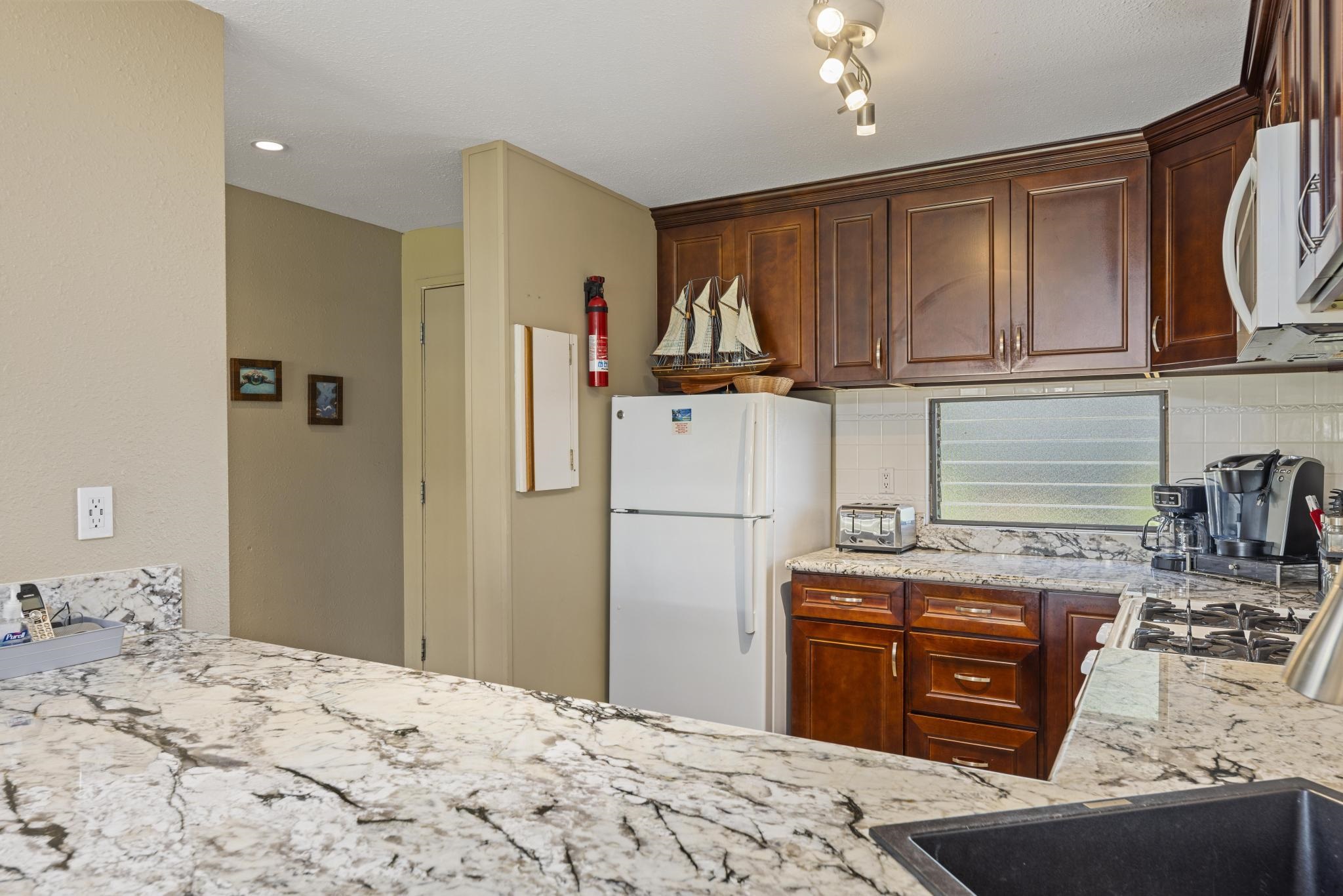 Kihei Akahi condo # B-103, Kihei, Hawaii - photo 11 of 46