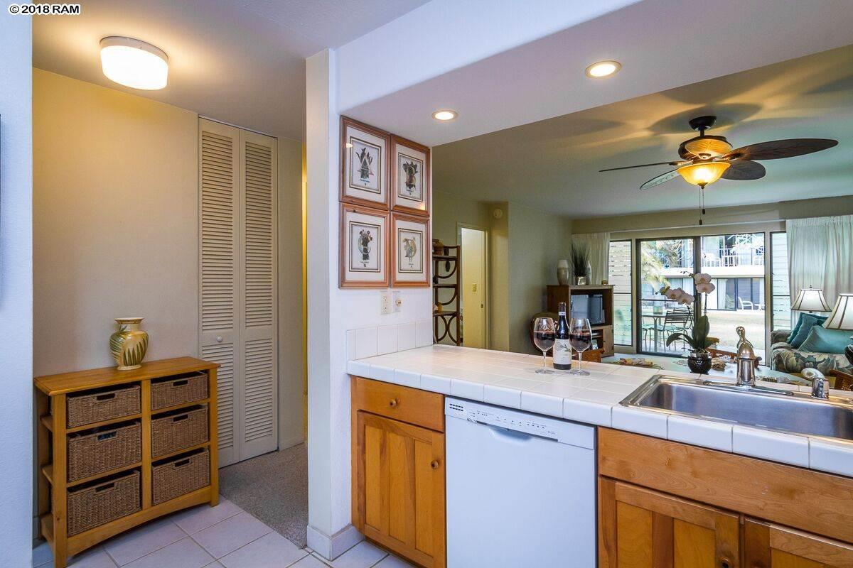 Kihei Akahi condo # B-104, Kihei, Hawaii - photo 12 of 30