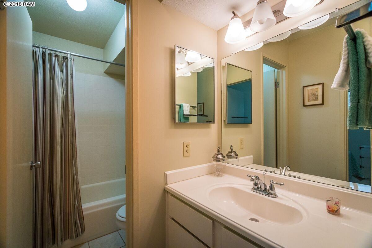 Kihei Akahi condo # B-104, Kihei, Hawaii - photo 28 of 30