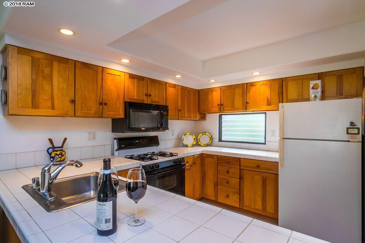 Kihei Akahi condo # B-104, Kihei, Hawaii - photo 4 of 30