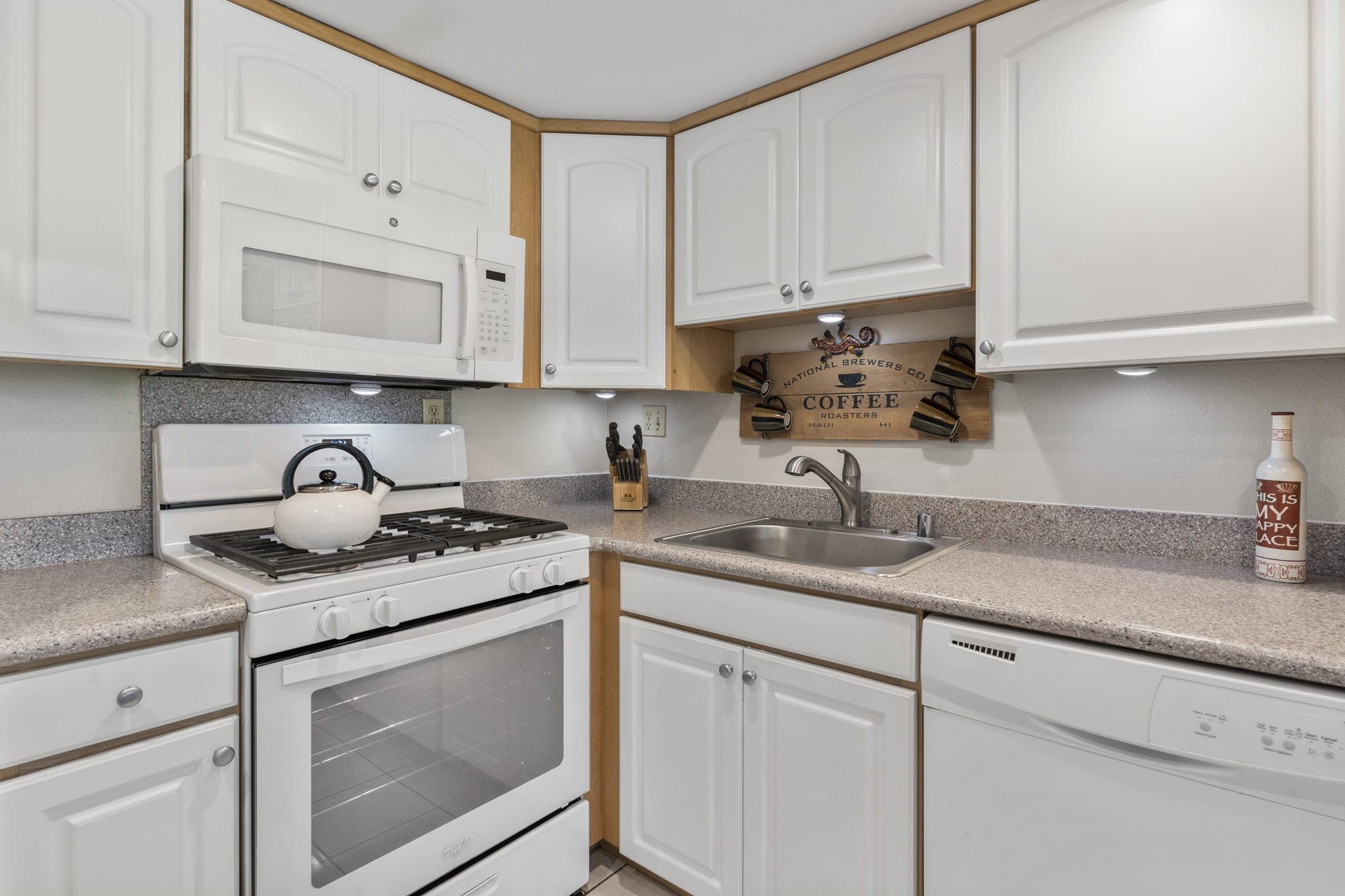 Kihei Akahi condo # C106, Kihei, Hawaii - photo 25 of 30