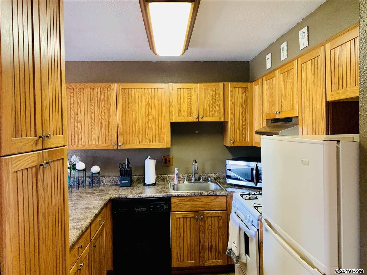 Kihei Akahi condo # C411, Kihei, Hawaii - photo 3 of 20