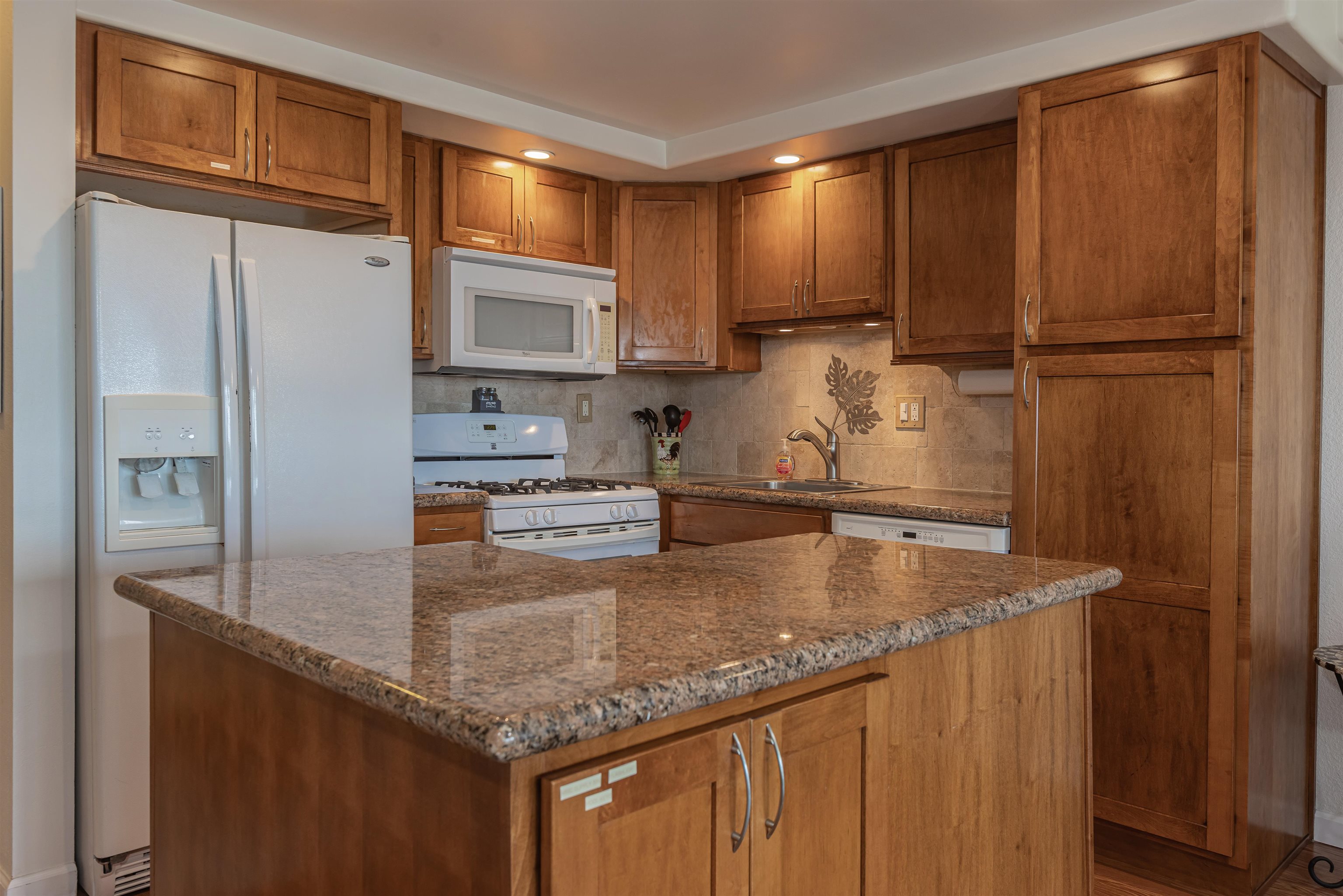 Kihei Akahi condo # D-512, Kihei, Hawaii - photo 6 of 23