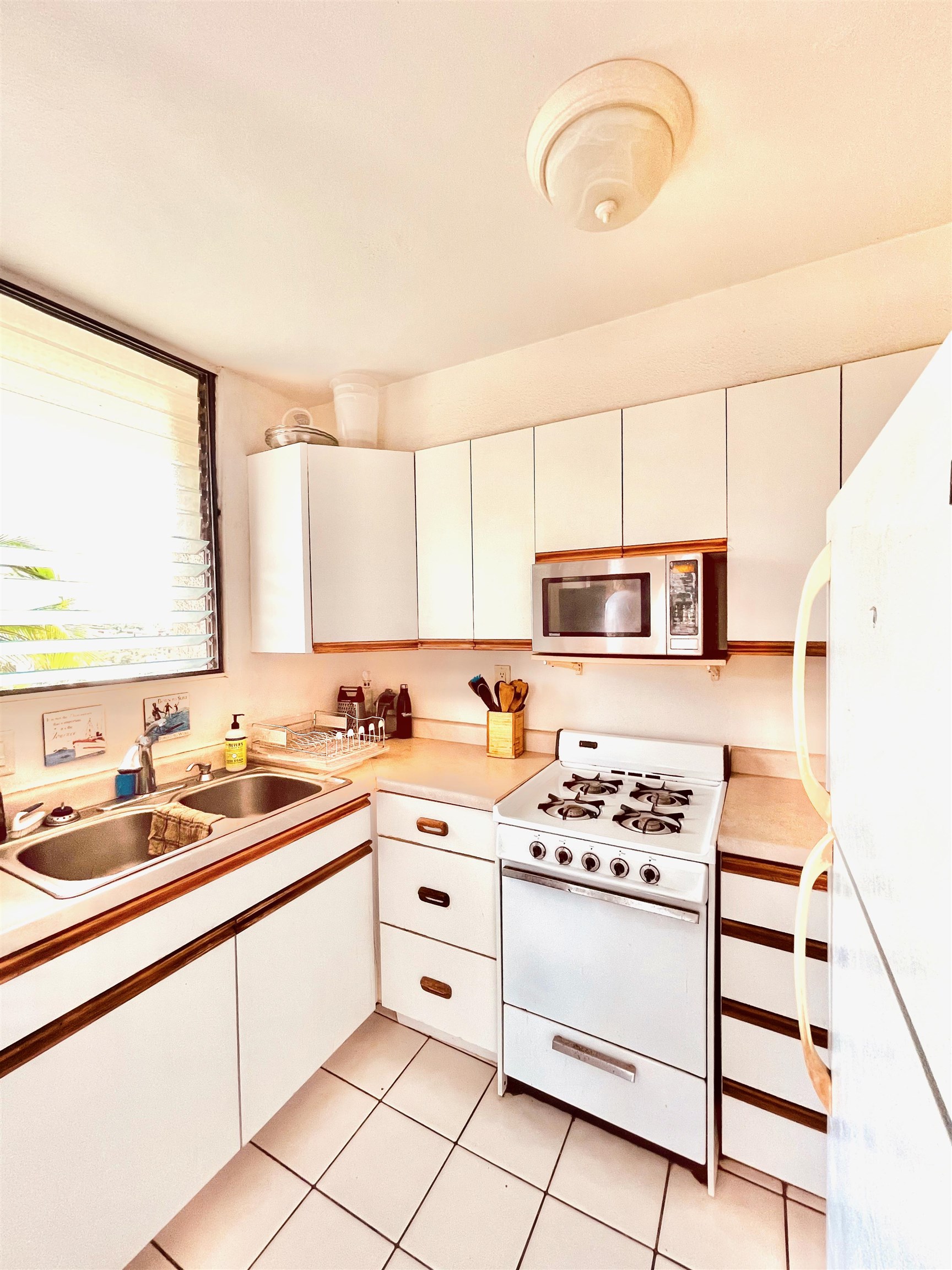 Kihei Akahi condo # D616, Kihei, Hawaii - photo 7 of 18