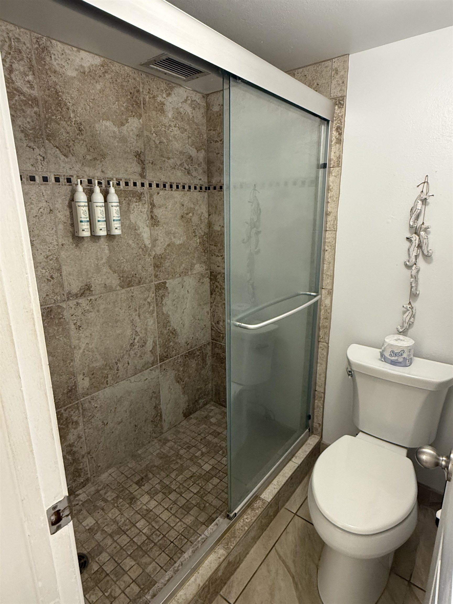 Kihei Akahi condo # (D) G-08, Kihei, Hawaii - photo 18 of 31