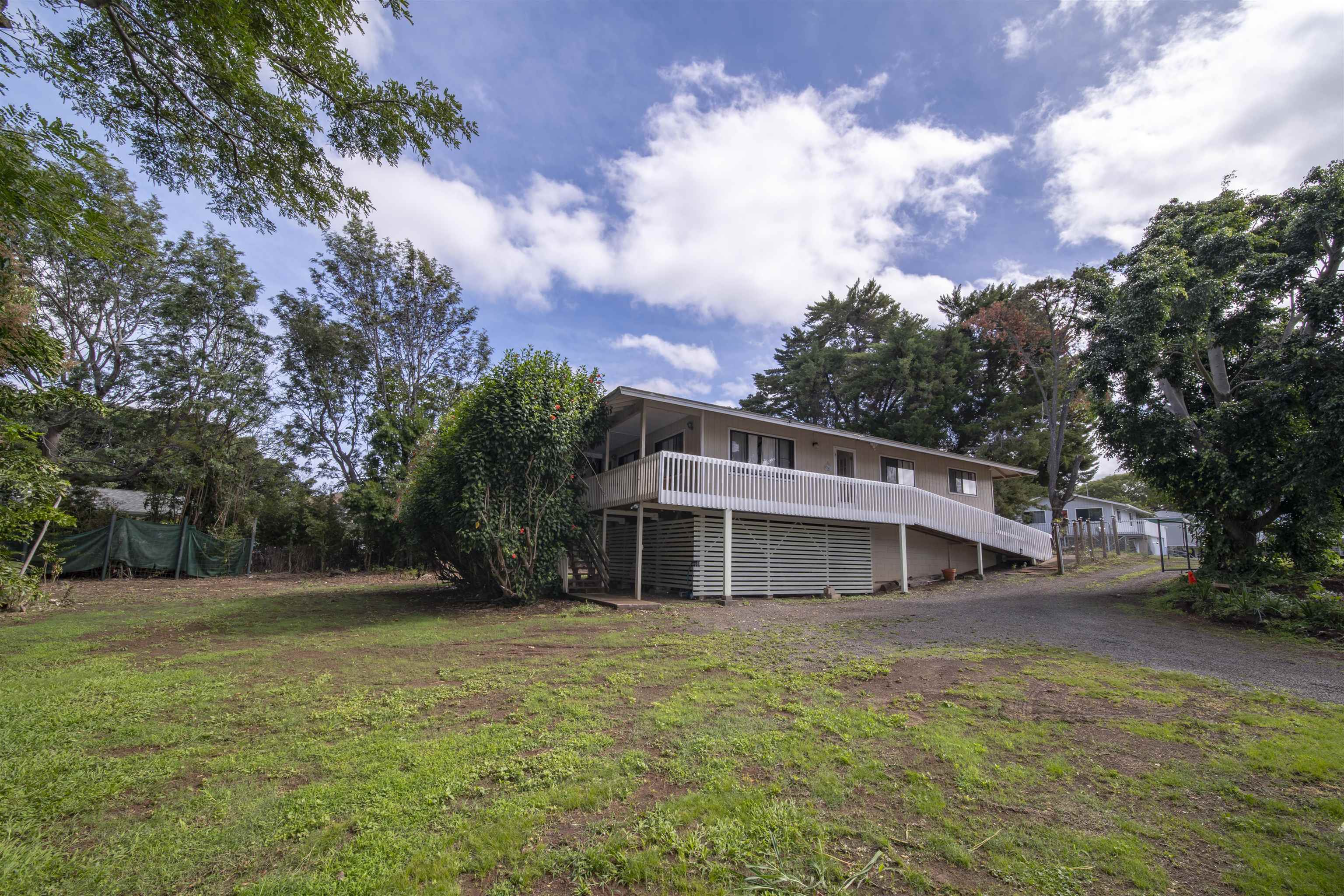 254  Kapuahi St , Makawao/Olinda/Haliimaile home - photo 3 of 50