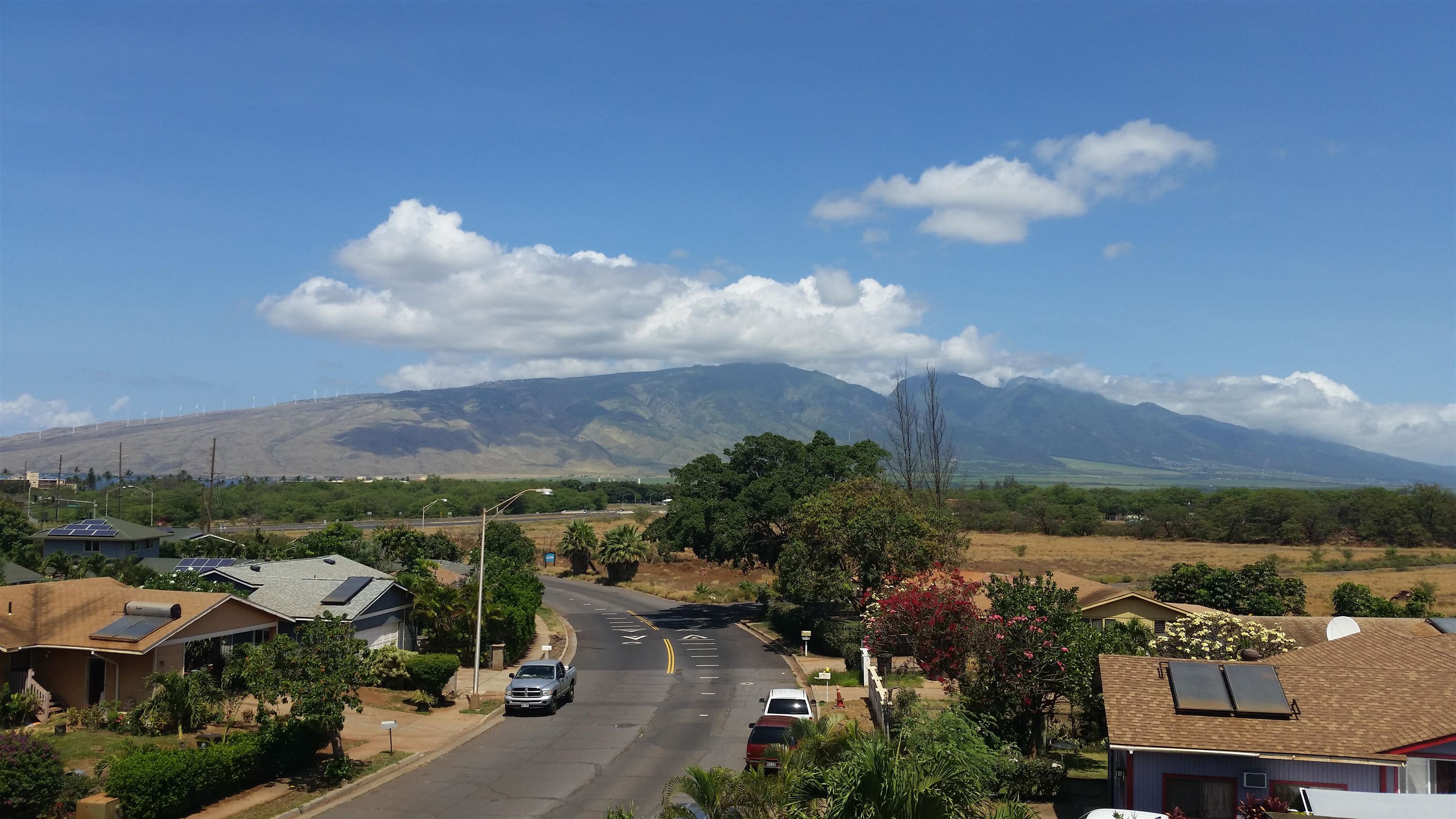 255  Kaiolohia St , Kihei home - photo 4 of 21